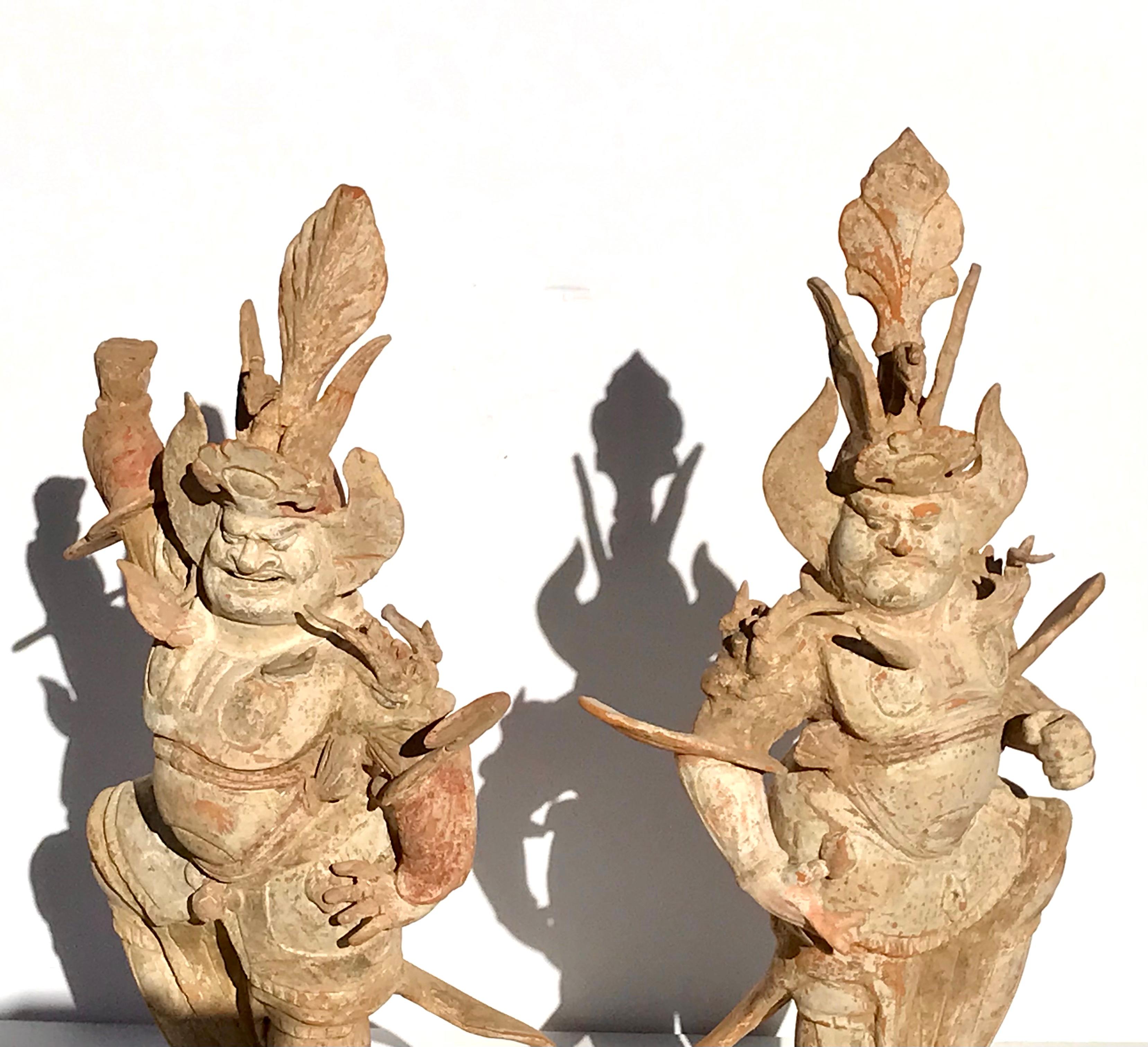 Large Tang Dynasty Pottery Painted Lokapalas Sculptures 28 Inches For Sale 2