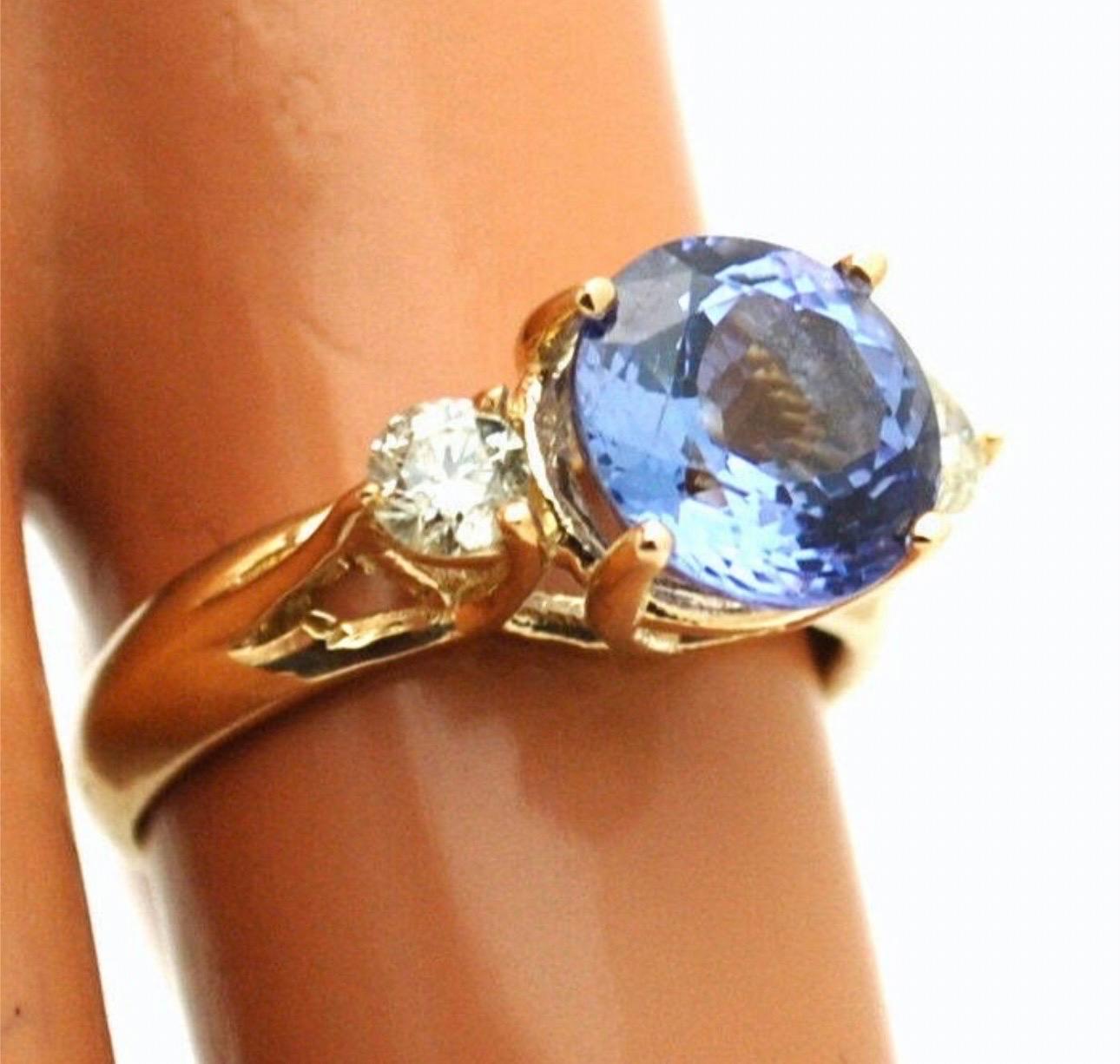 Round Cut Large tanzanite diamond ring 18KT yellow gold engagement ring For Sale