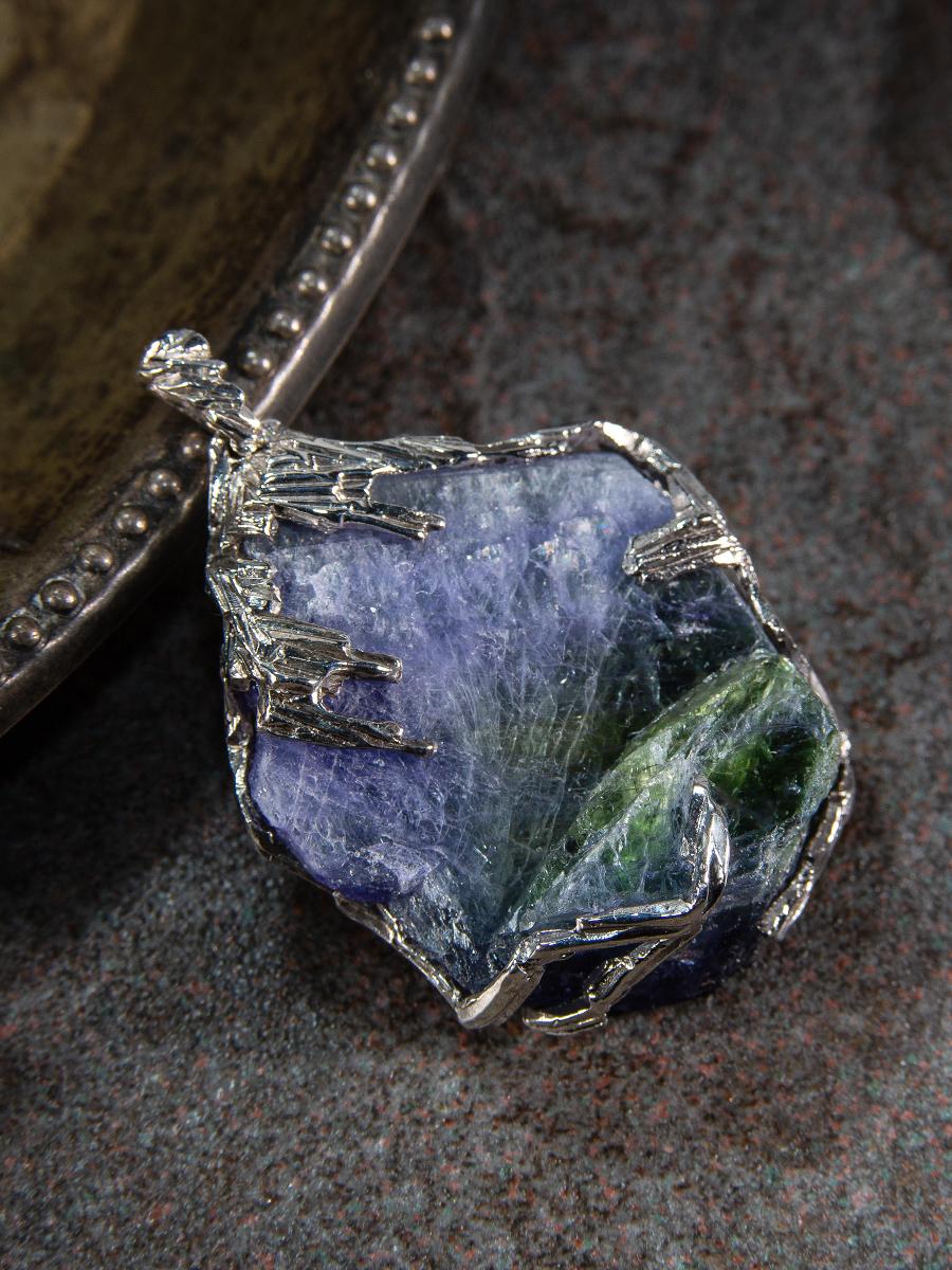 Women's or Men's Large Tanzanite Necklace Silver Raw Crystal Unique Pendant Lord of the Rings Art For Sale