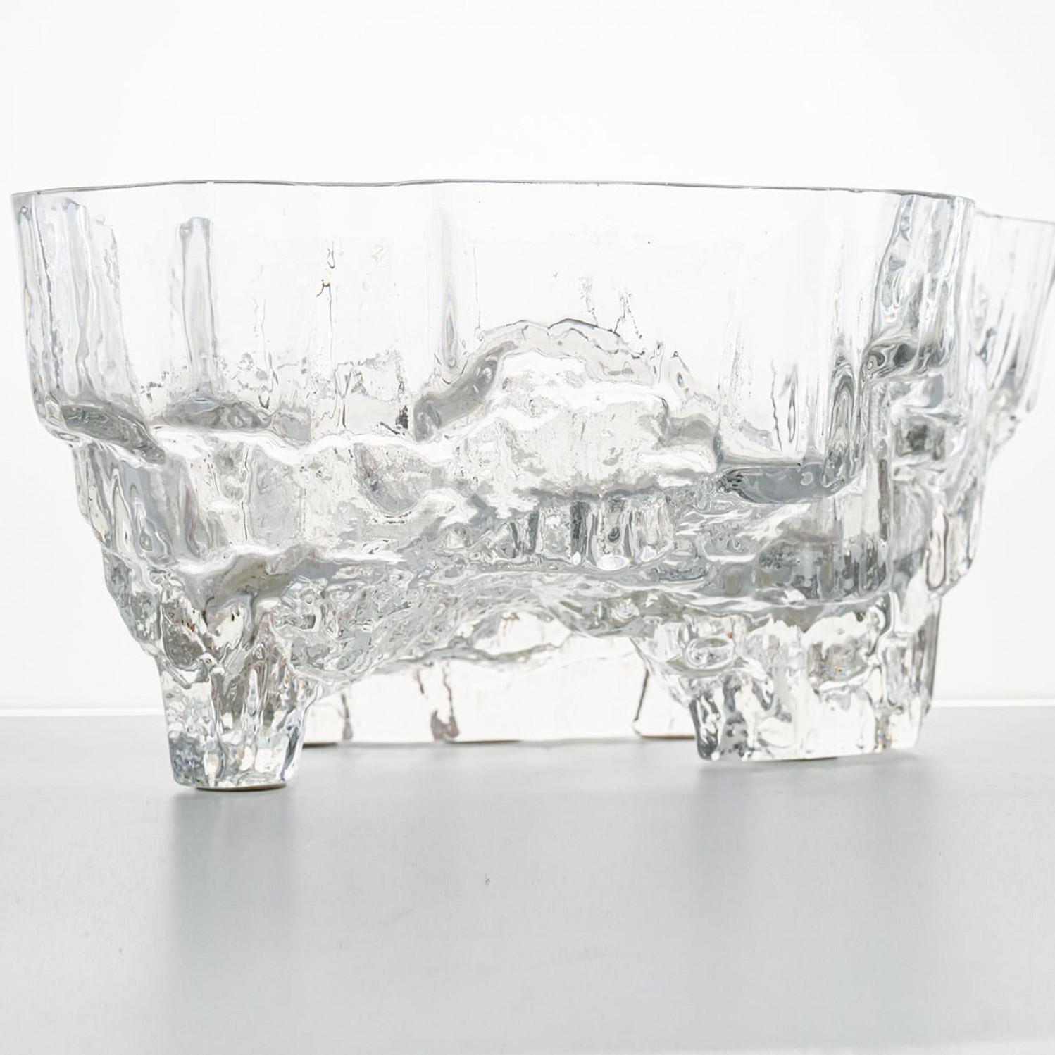 Large Tapio Wirkkala Glass Footed Bowl, Inari, Finland en Excelente estado para la venta en Rijssen, NL