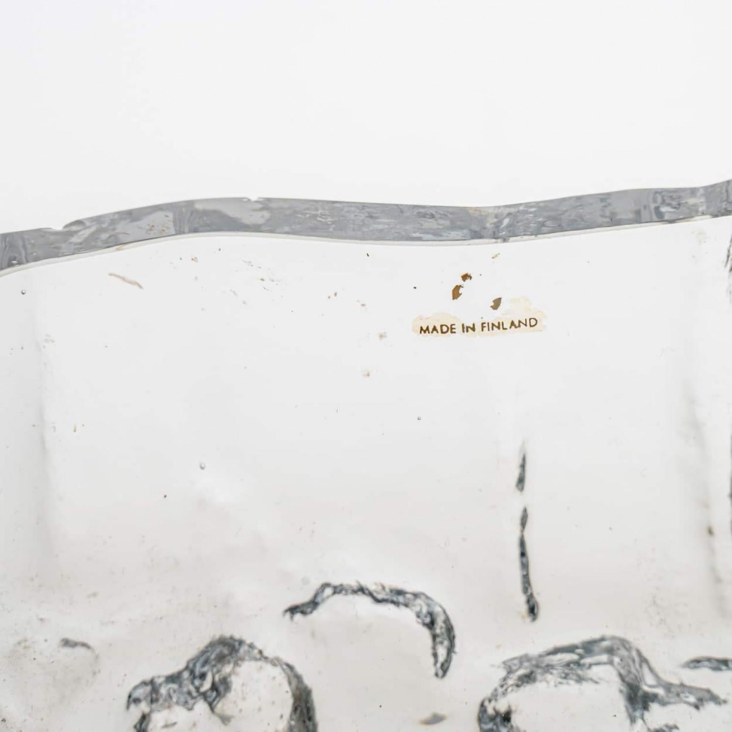 20ième siècle Grand bol à pied en verre Tapio Wirkkala, Inari, Finlande en vente