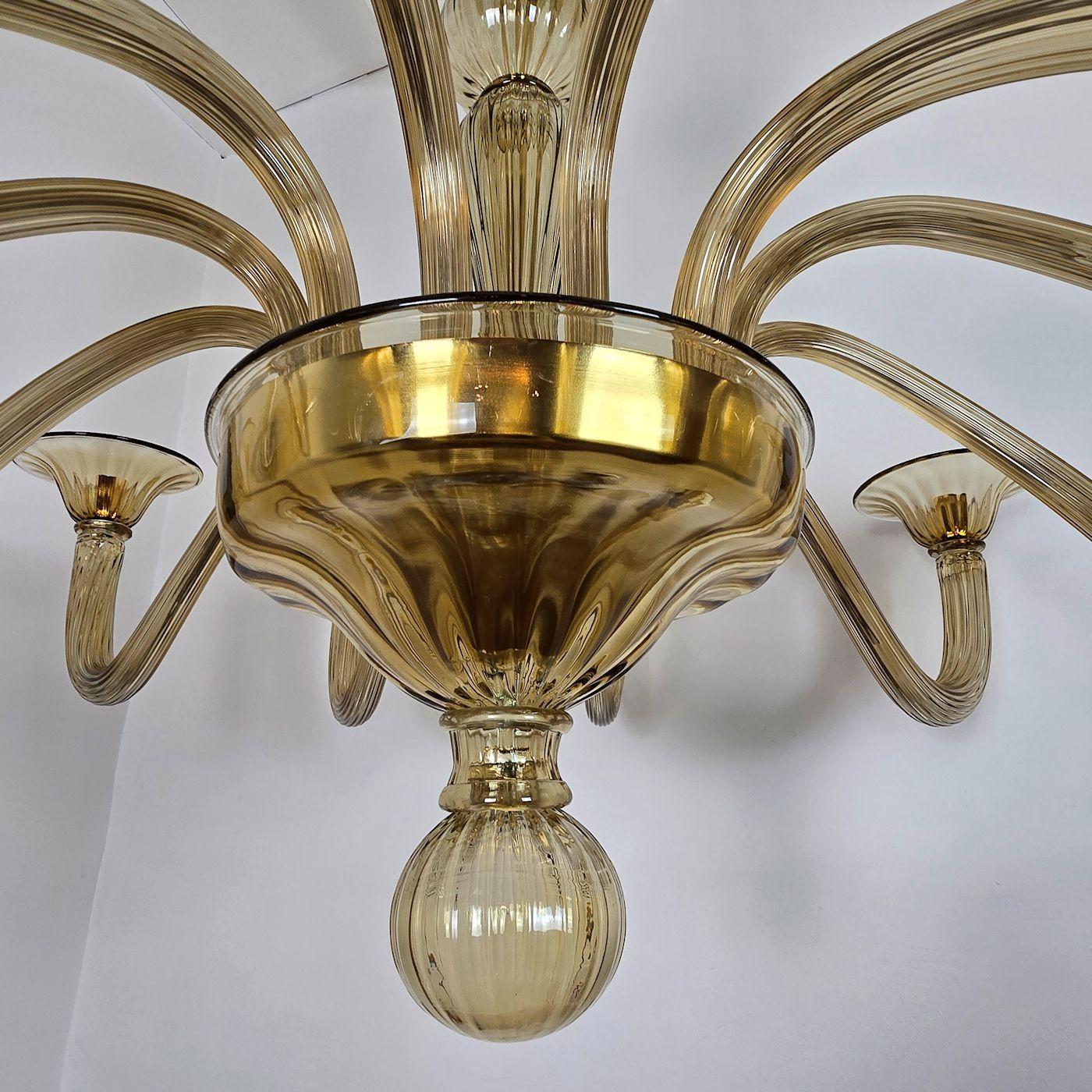 Large Taupe color Murano glass chandelier For Sale 3