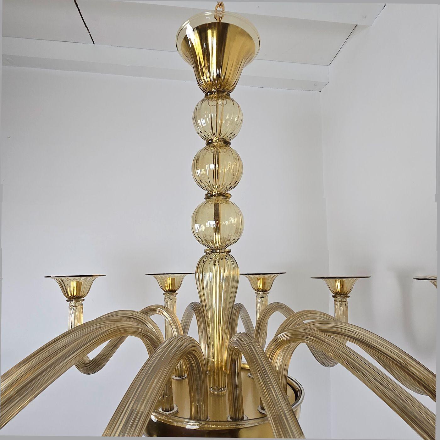 Large Taupe color Murano glass chandelier For Sale 1