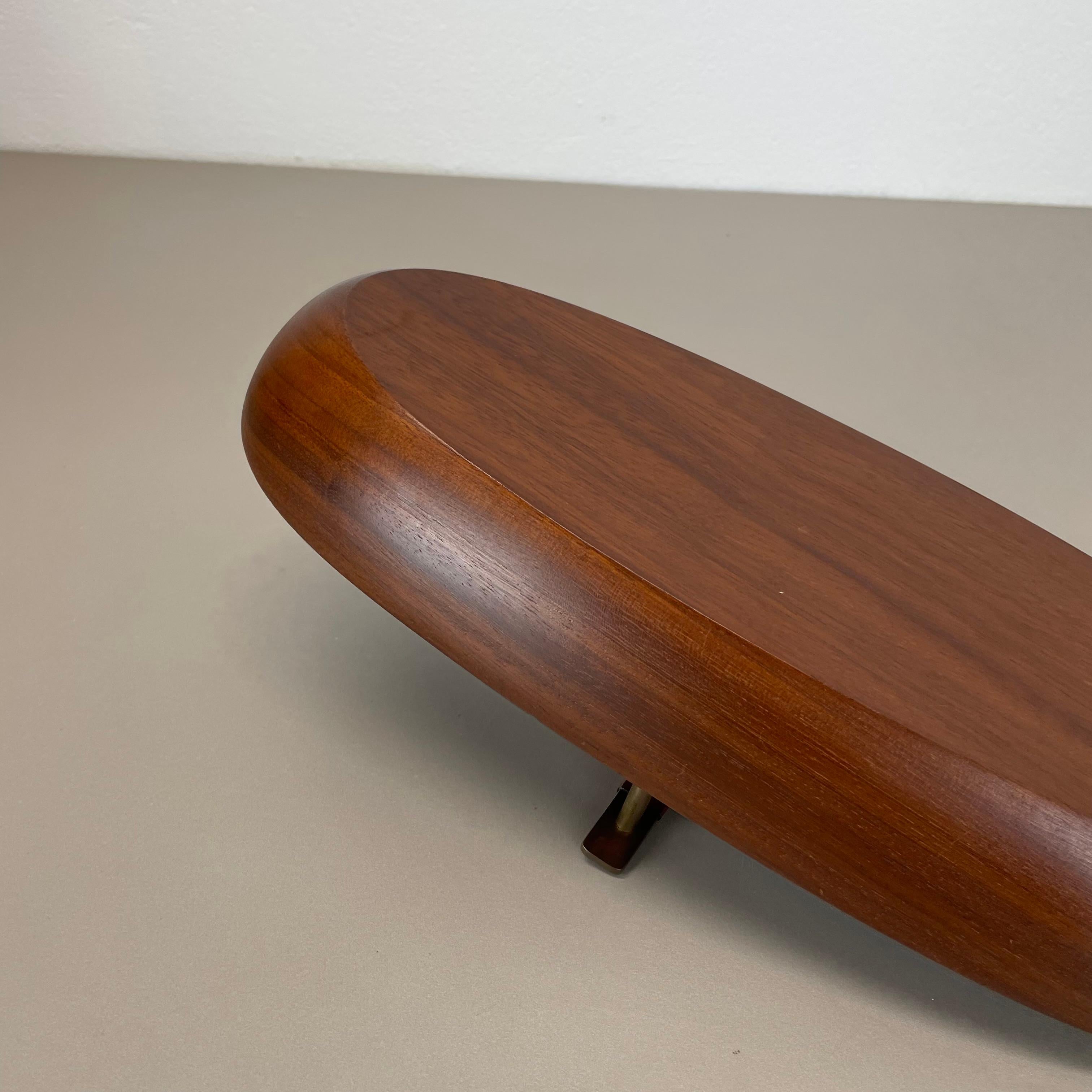 Grande ciotola in teak con manico in ottone e pelle di Carl Auböck, Austria, anni '50 in vendita 11
