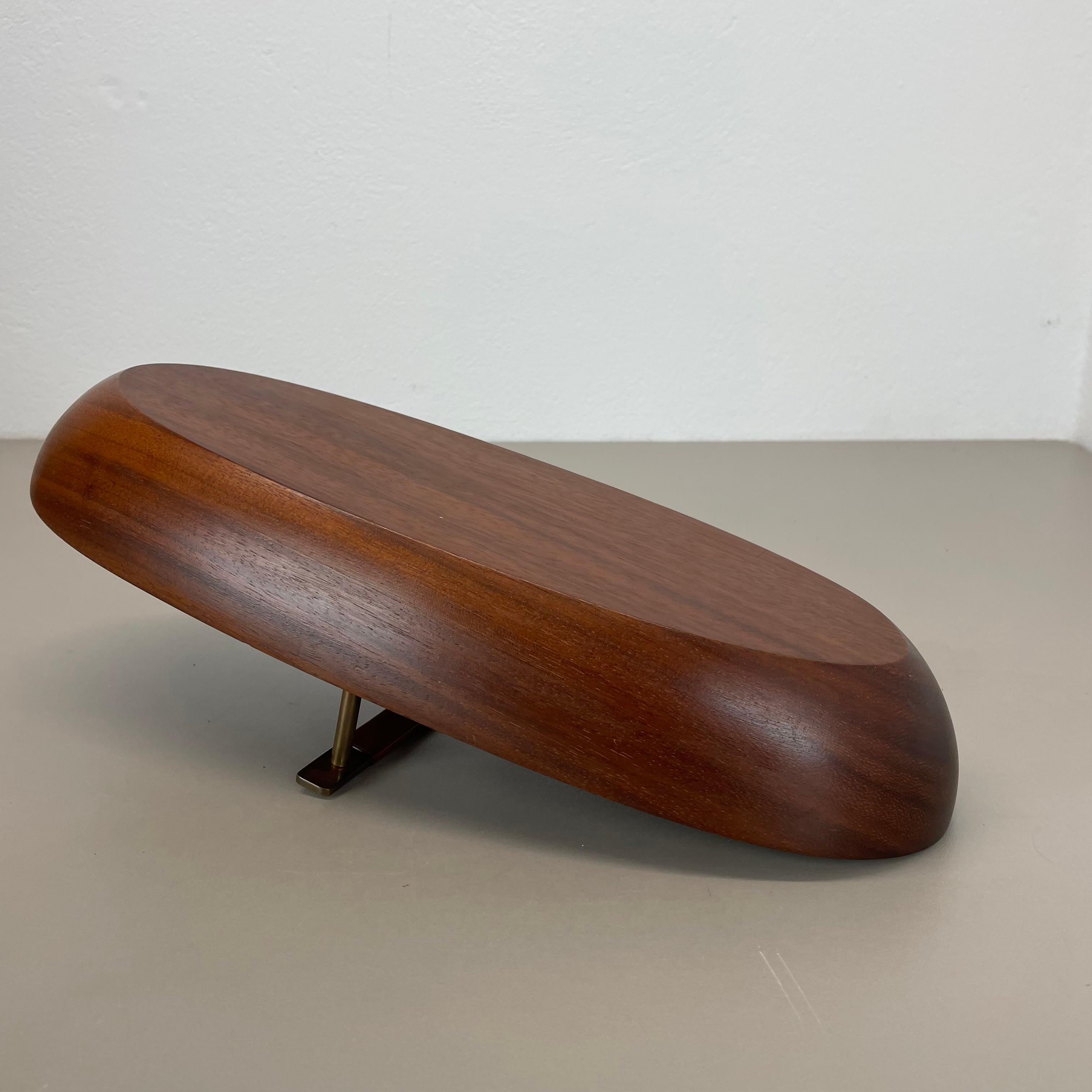 Grande ciotola in teak con manico in ottone e pelle di Carl Auböck, Austria, anni '50 in vendita 13