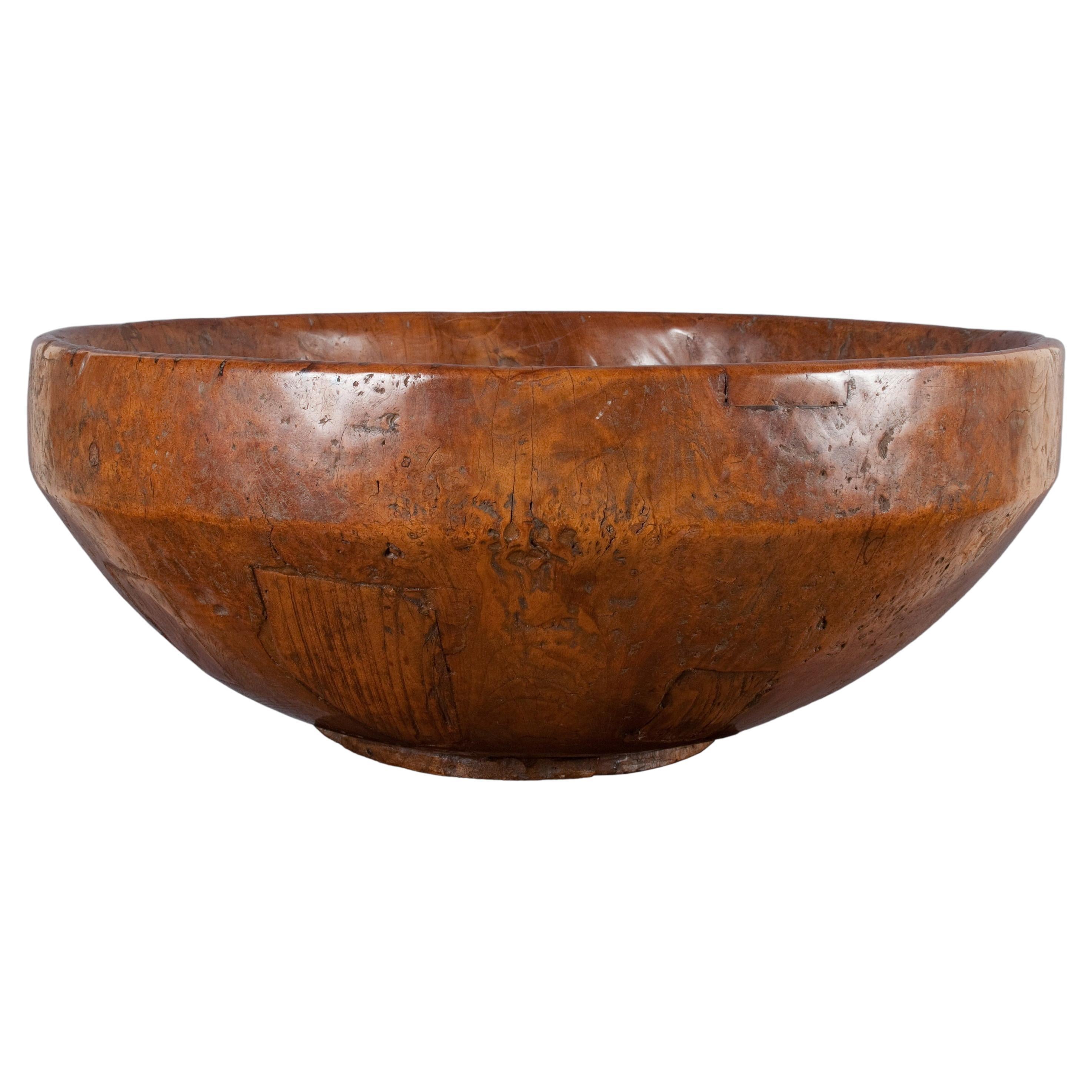 Large Teak Burl Wood Bowl, East Java or Madura, 18th/19th Century For Sale