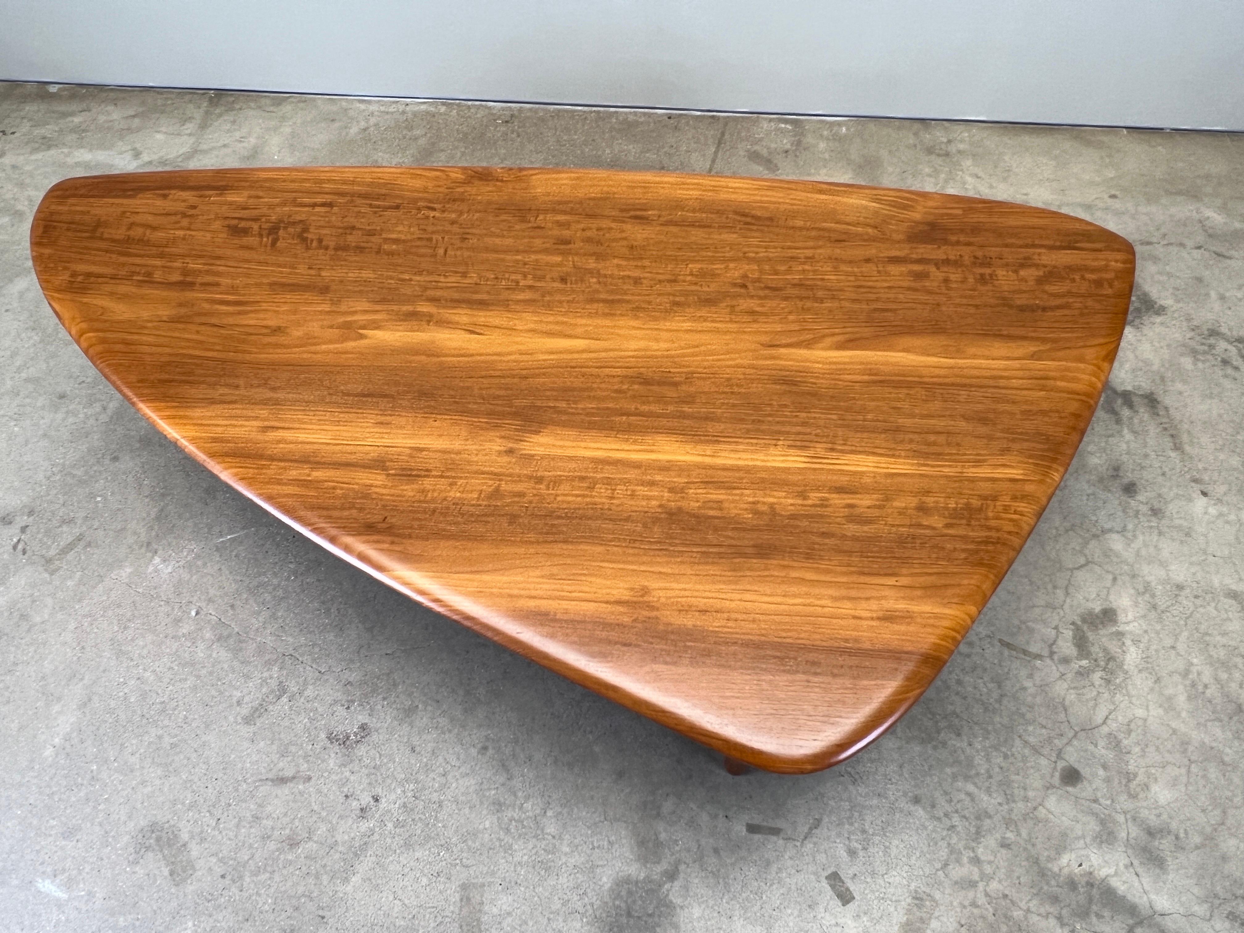 Grande table basse en teck de Johannes Aasbjerg en vente 1