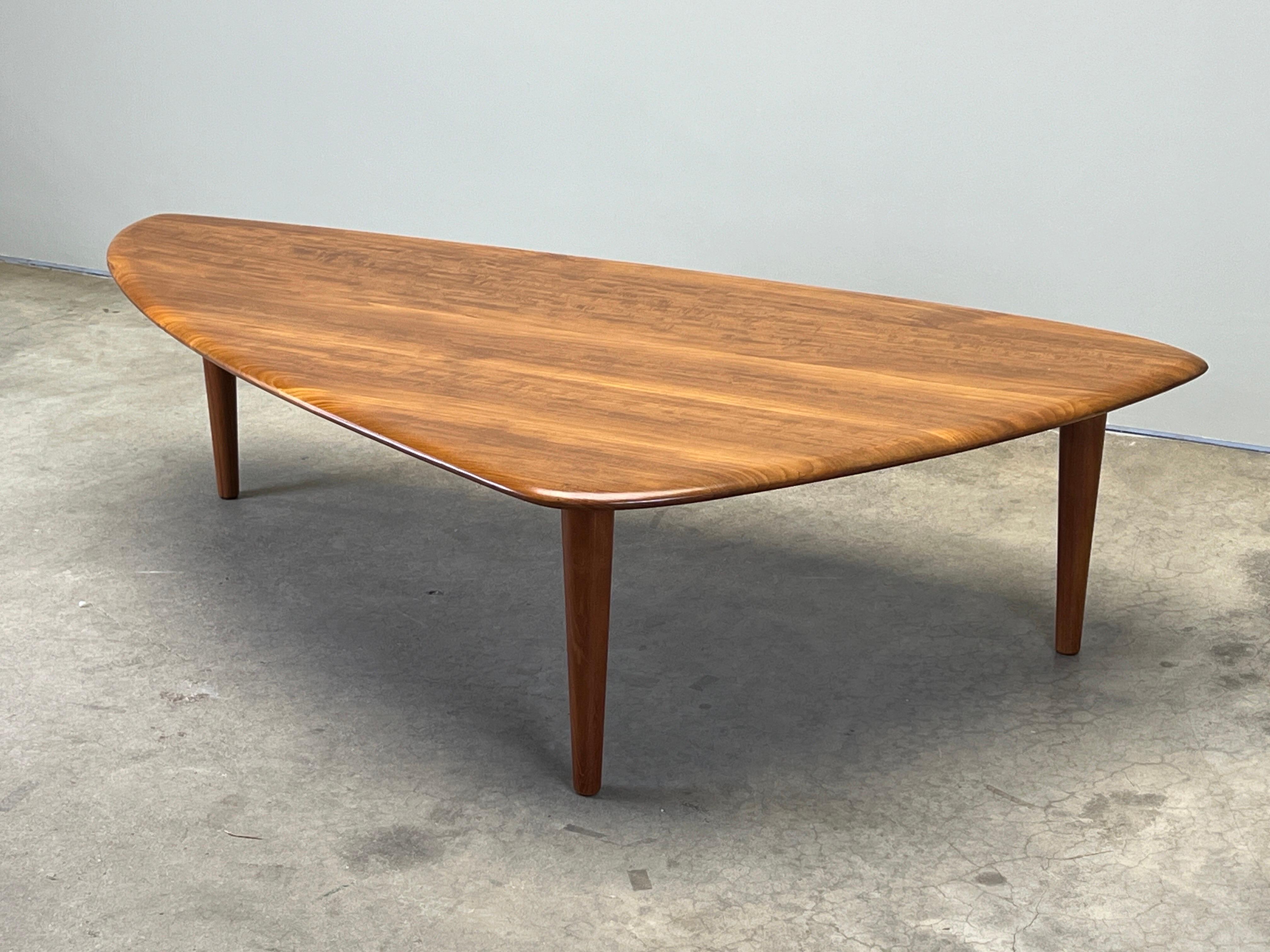 Grande table basse en teck de Johannes Aasbjerg en vente 3