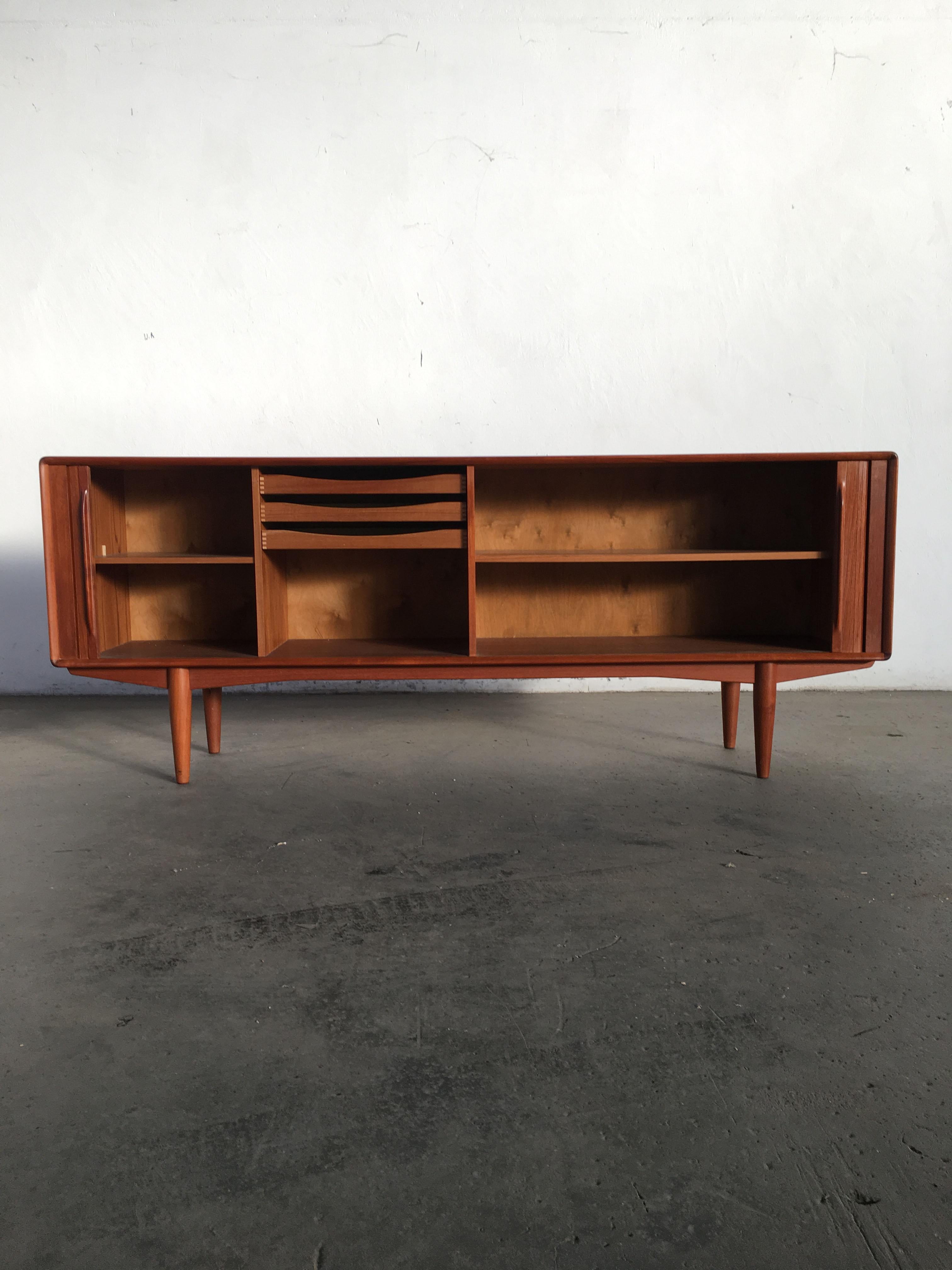 Mid-Century Modern Large Teak Credenza Sideboard by Alf Aarseth for Gustav Bahus, Norway, 1960s For Sale
