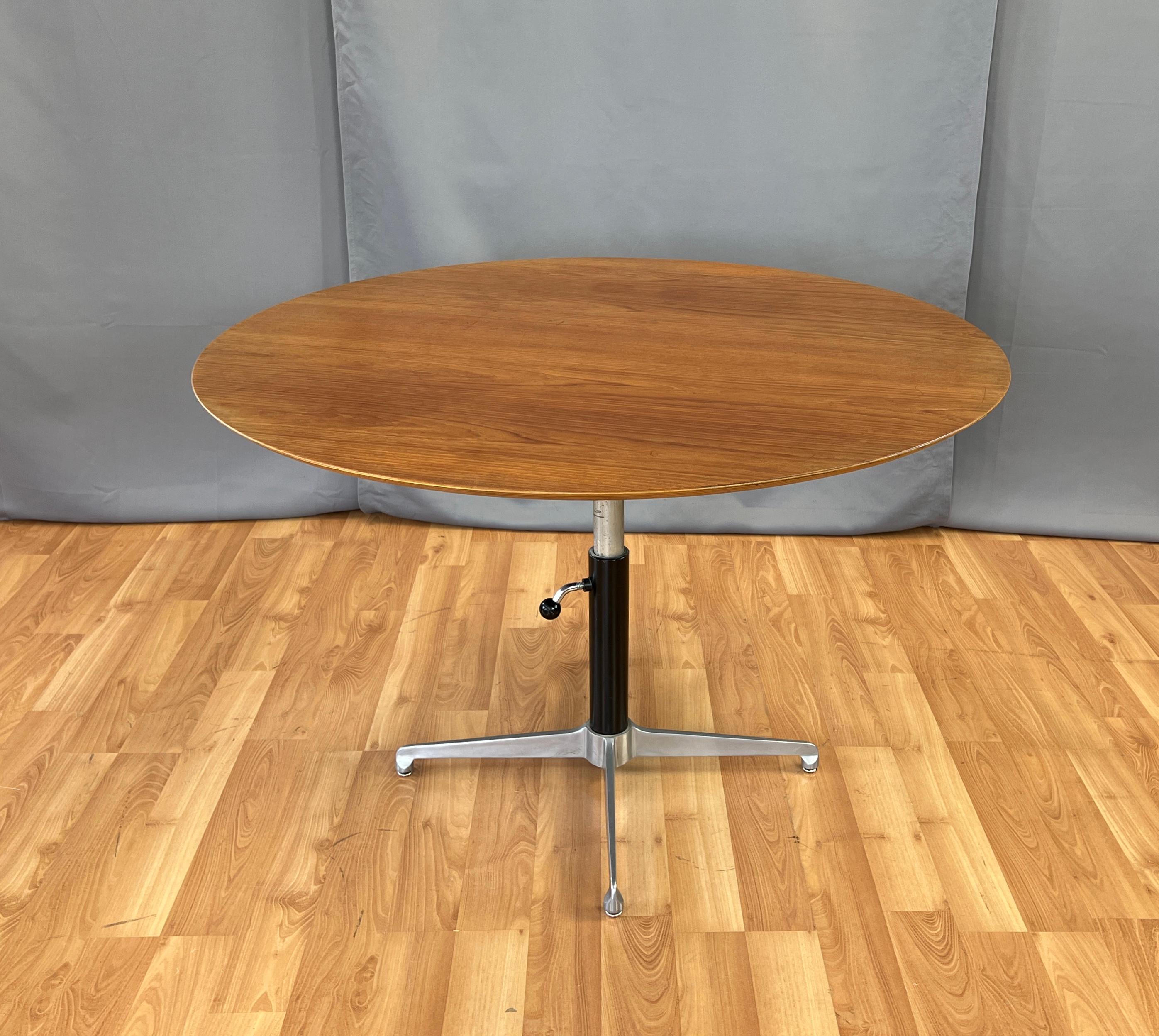 Large Teak Danish Modern Round Adjustable Height Coffee / Dining Table 7