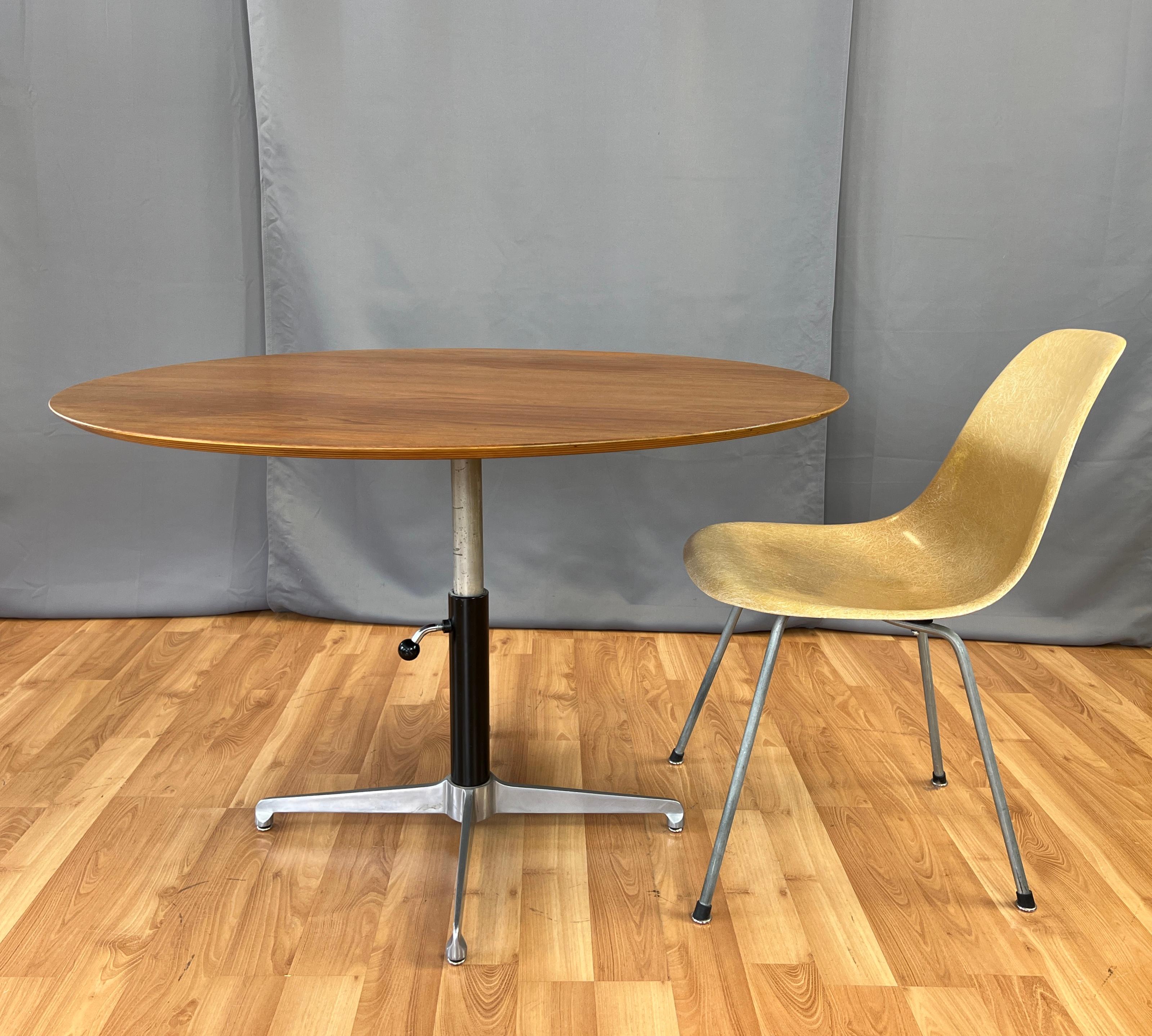 Large Teak Danish Modern Round Adjustable Height Coffee / Dining Table 8
