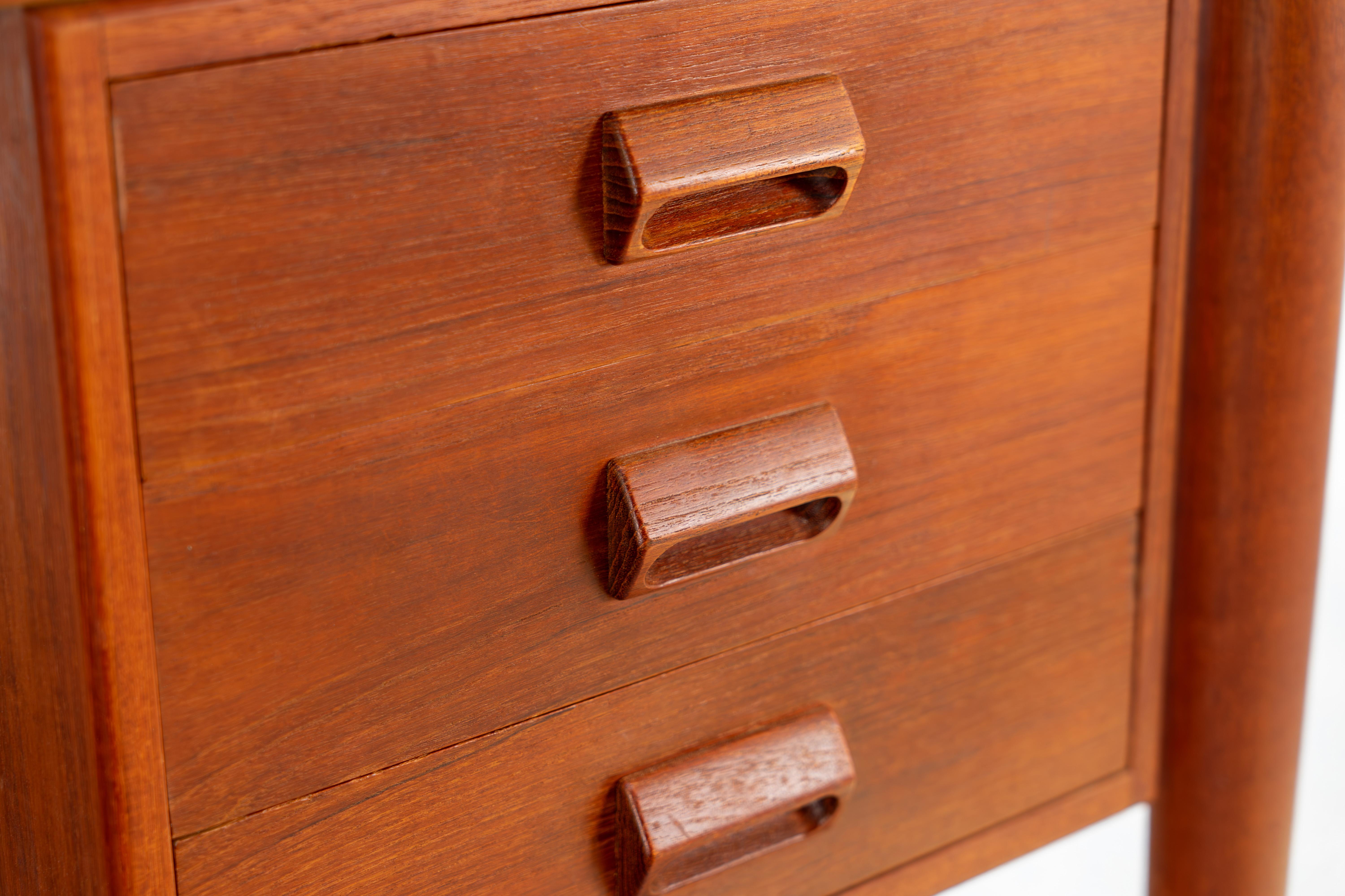 Large Teak Desk by Børge Mogensen for Søborg, Denmark, 1960s 5