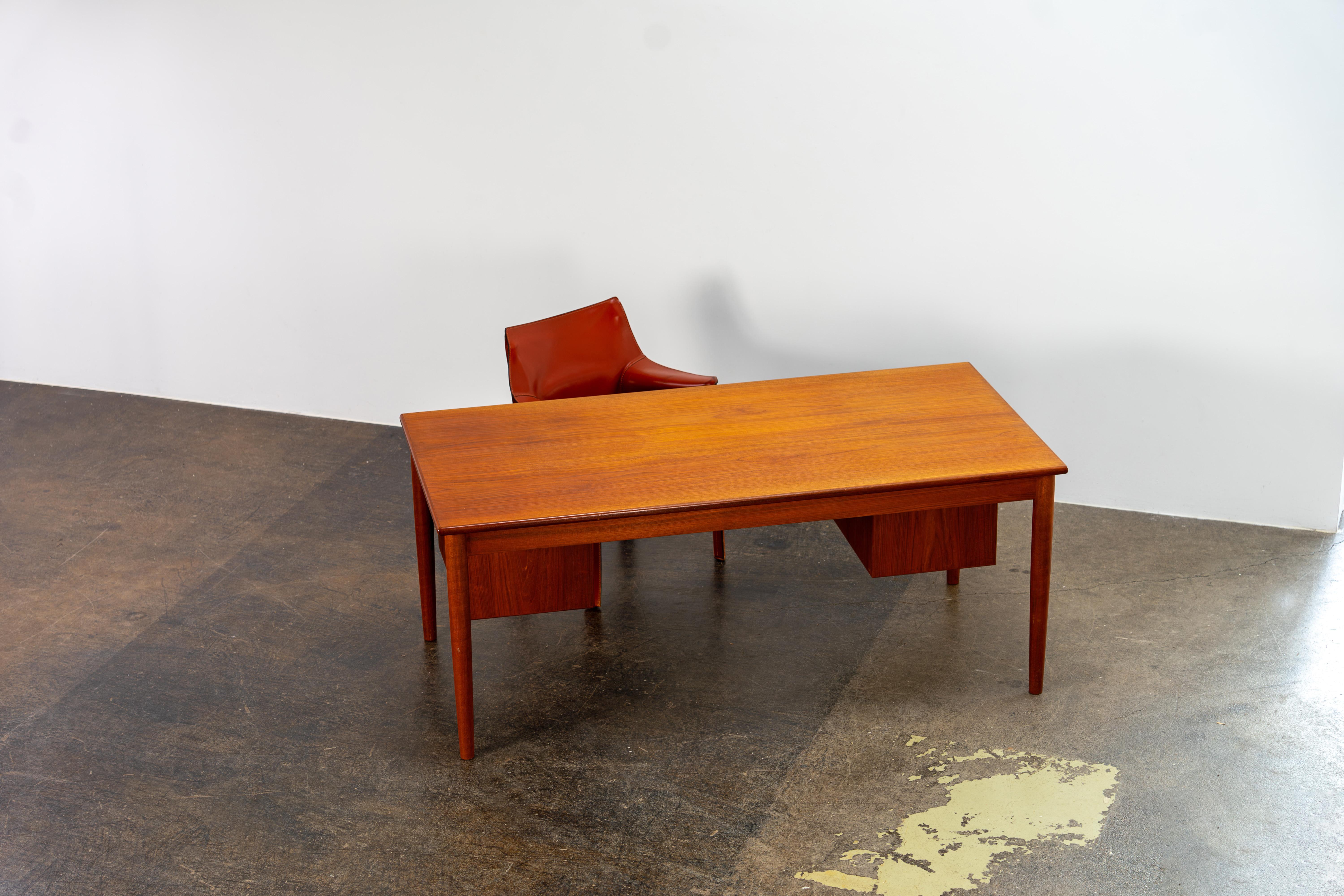 Large Teak Desk by Børge Mogensen for Søborg, Denmark, 1960s 3