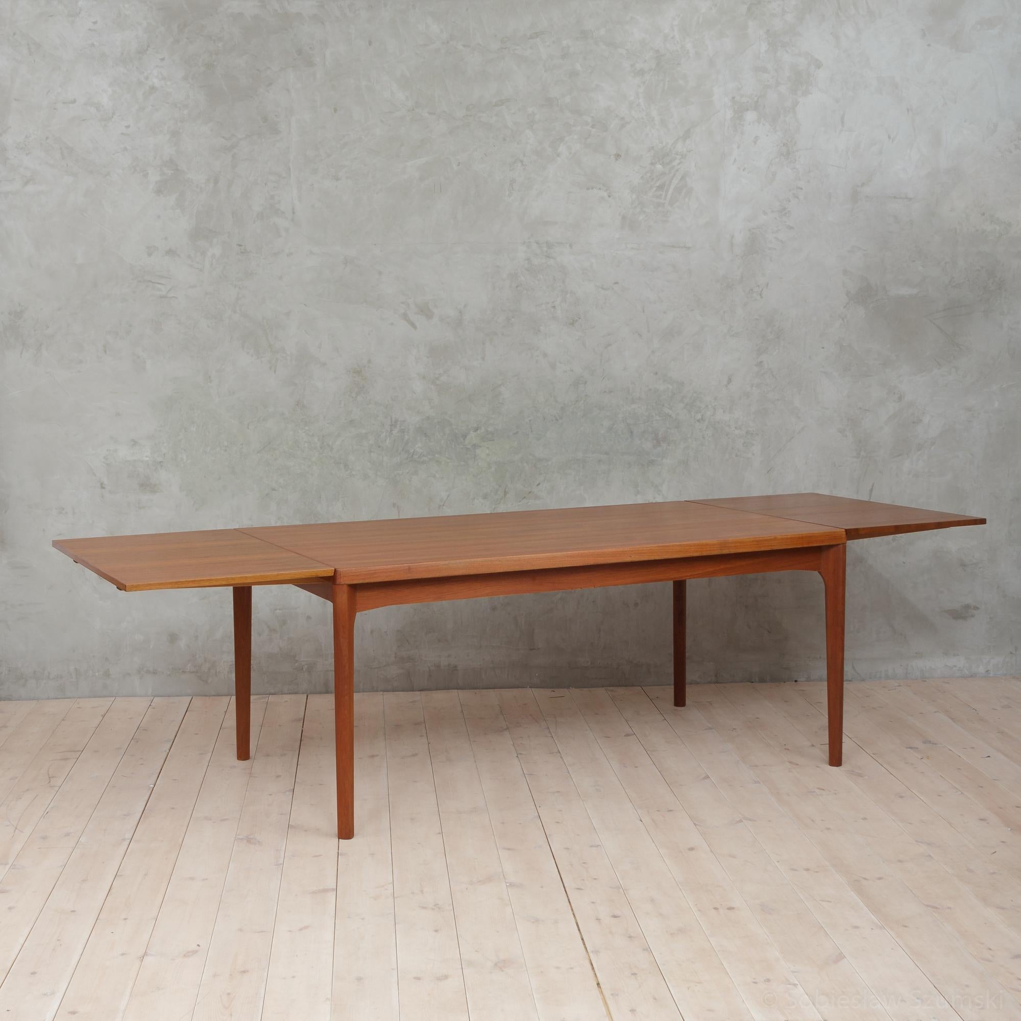 Mid-20th Century Large Teak Dining Table by Henning Kjaernulf For Sale