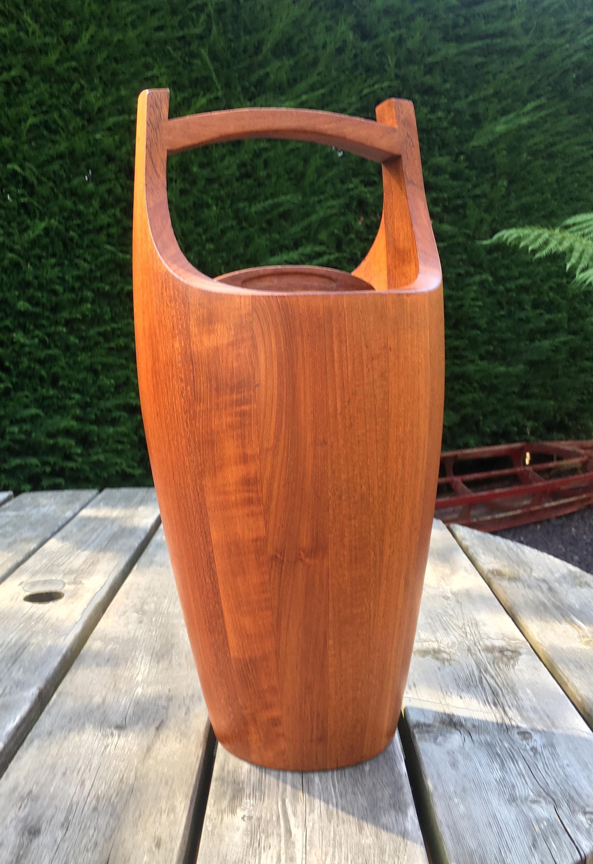 Scandinavian Modern Large Teak Ice Bucket by Jens Quistgaard for Dansk Design For Sale
