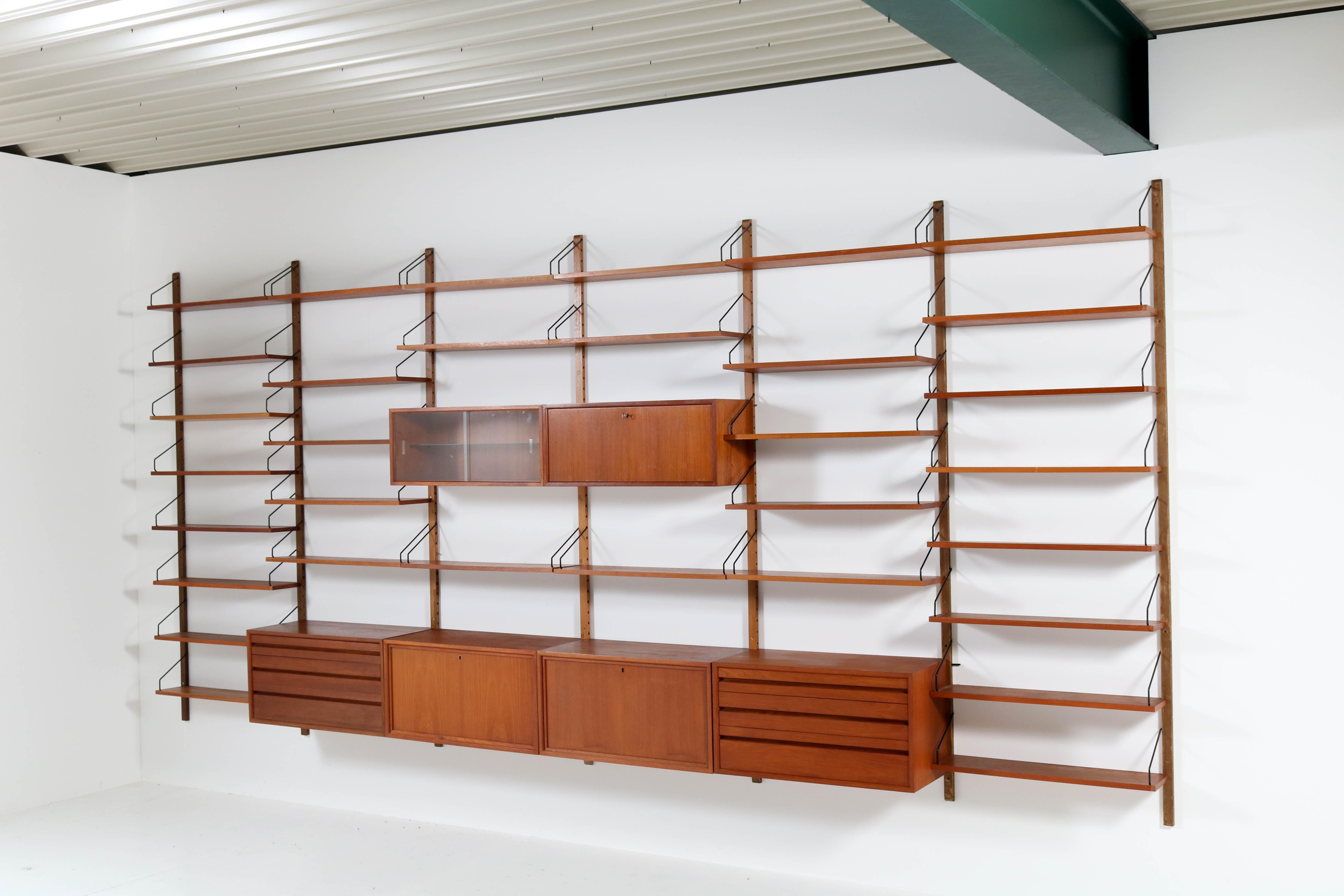Large Teak Mid-Century Modern Royal Wall Unit by Poul Cadovius for Cado, 1960s 9