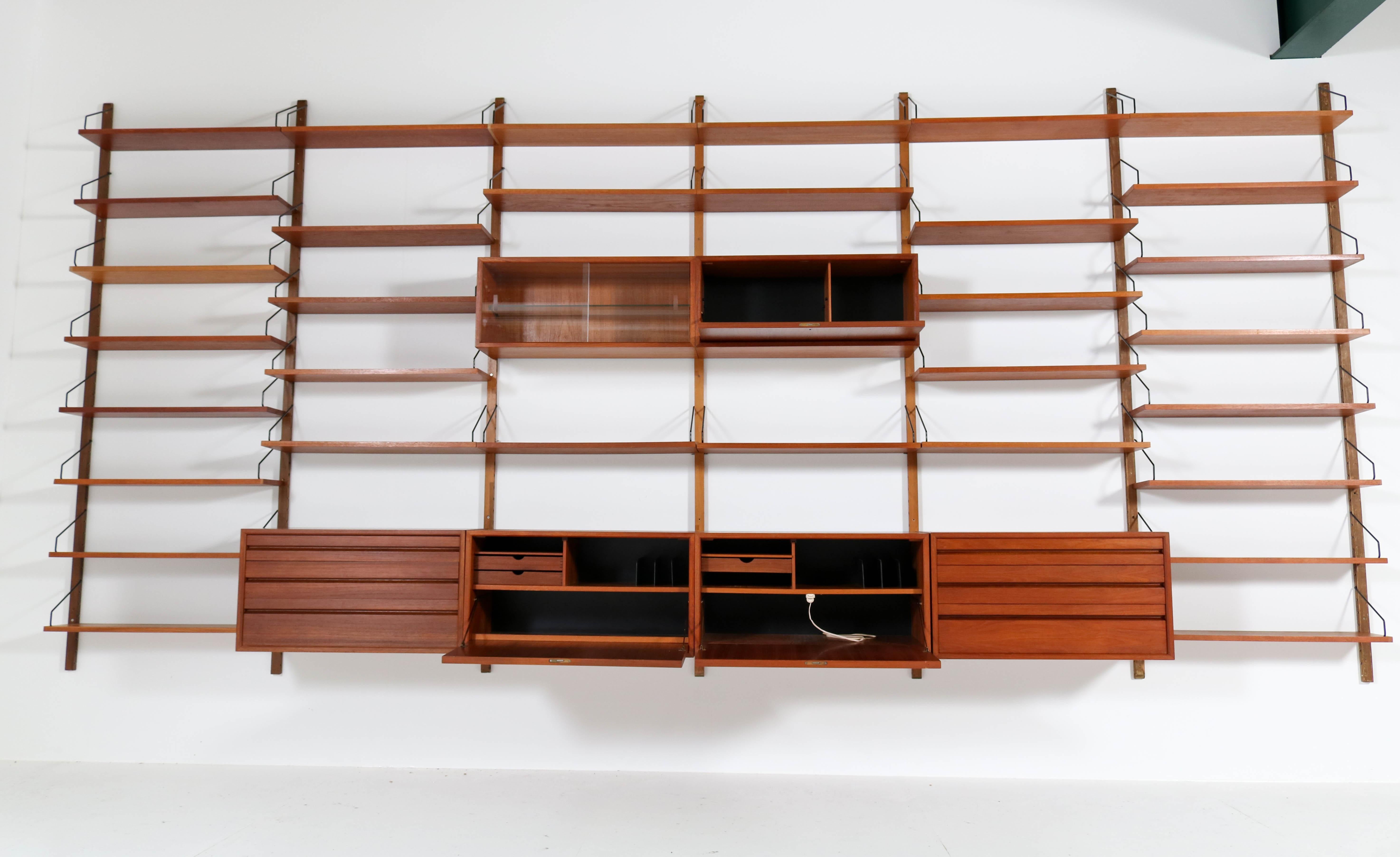 Large Teak Mid-Century Modern Royal Wall Unit by Poul Cadovius for Cado, 1960s 3