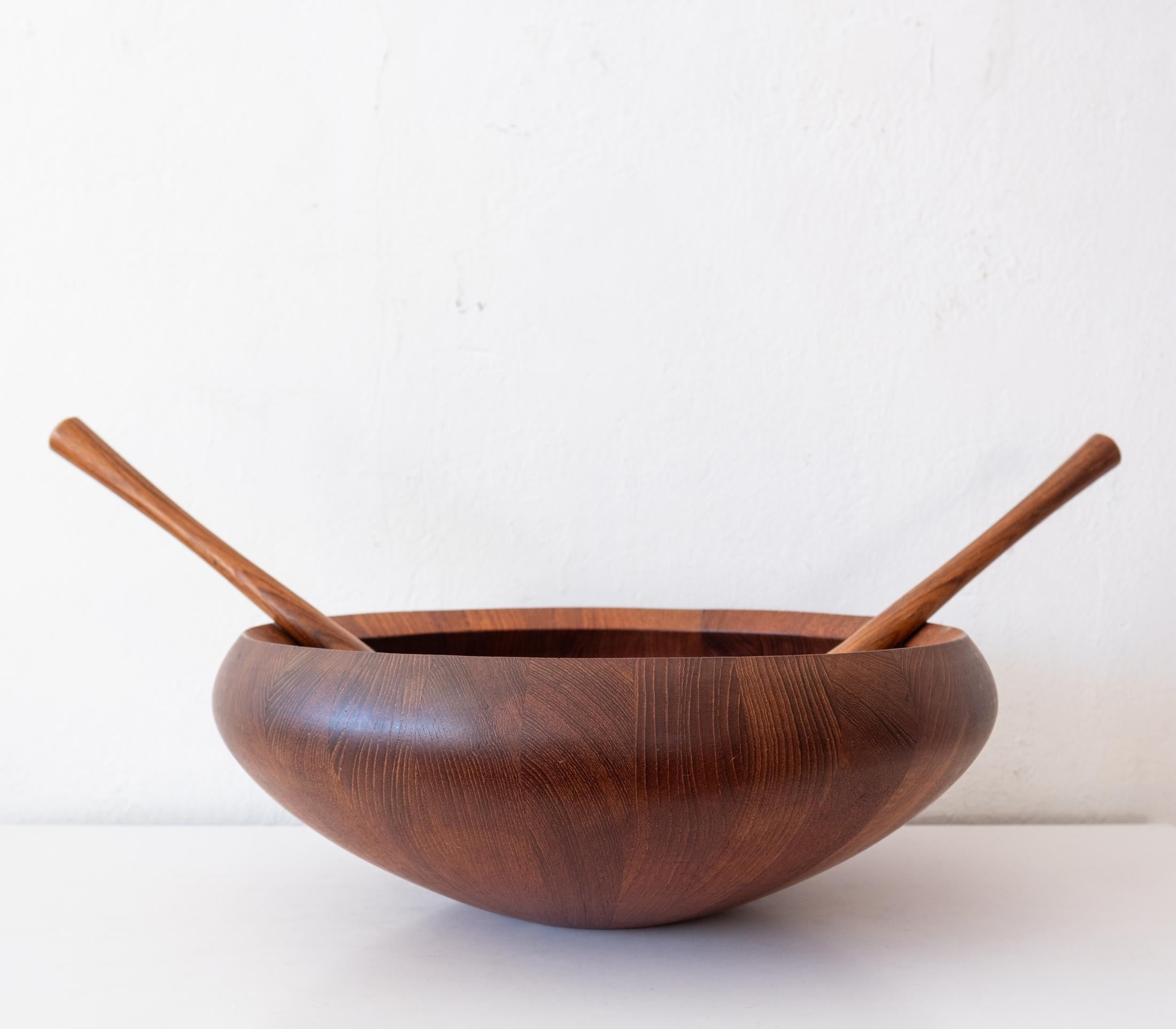 Danish Large Teak Sculptural Salad Bowl and Tongs by Jens Quistgaard for Dansk For Sale