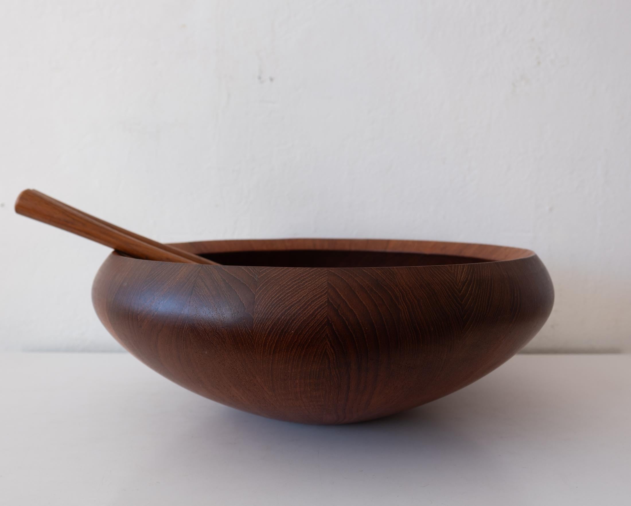 Mid-20th Century Large Teak Sculptural Salad Bowl and Tongs by Jens Quistgaard for Dansk For Sale