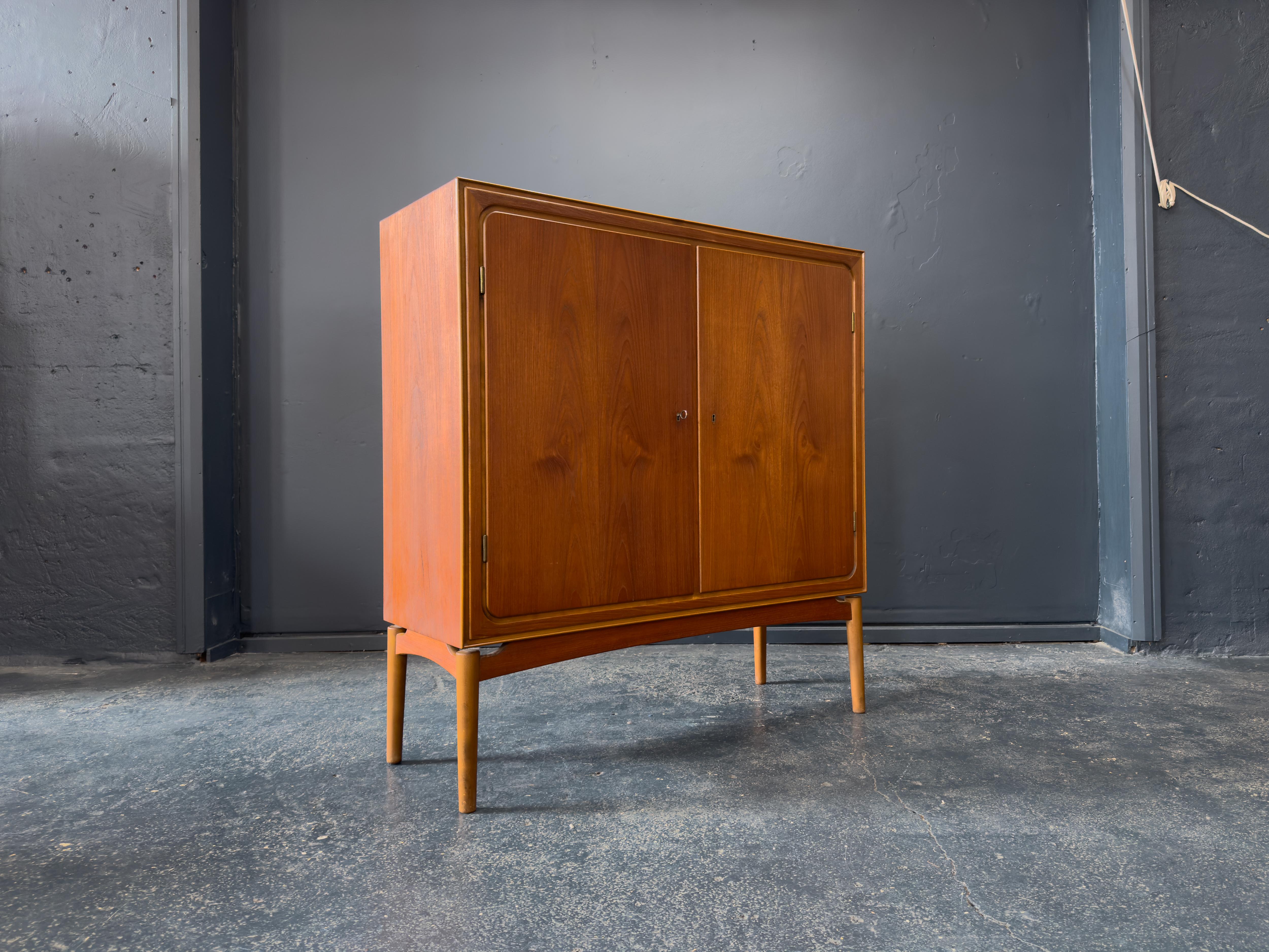 Large Teak Sideboard For Sale 11