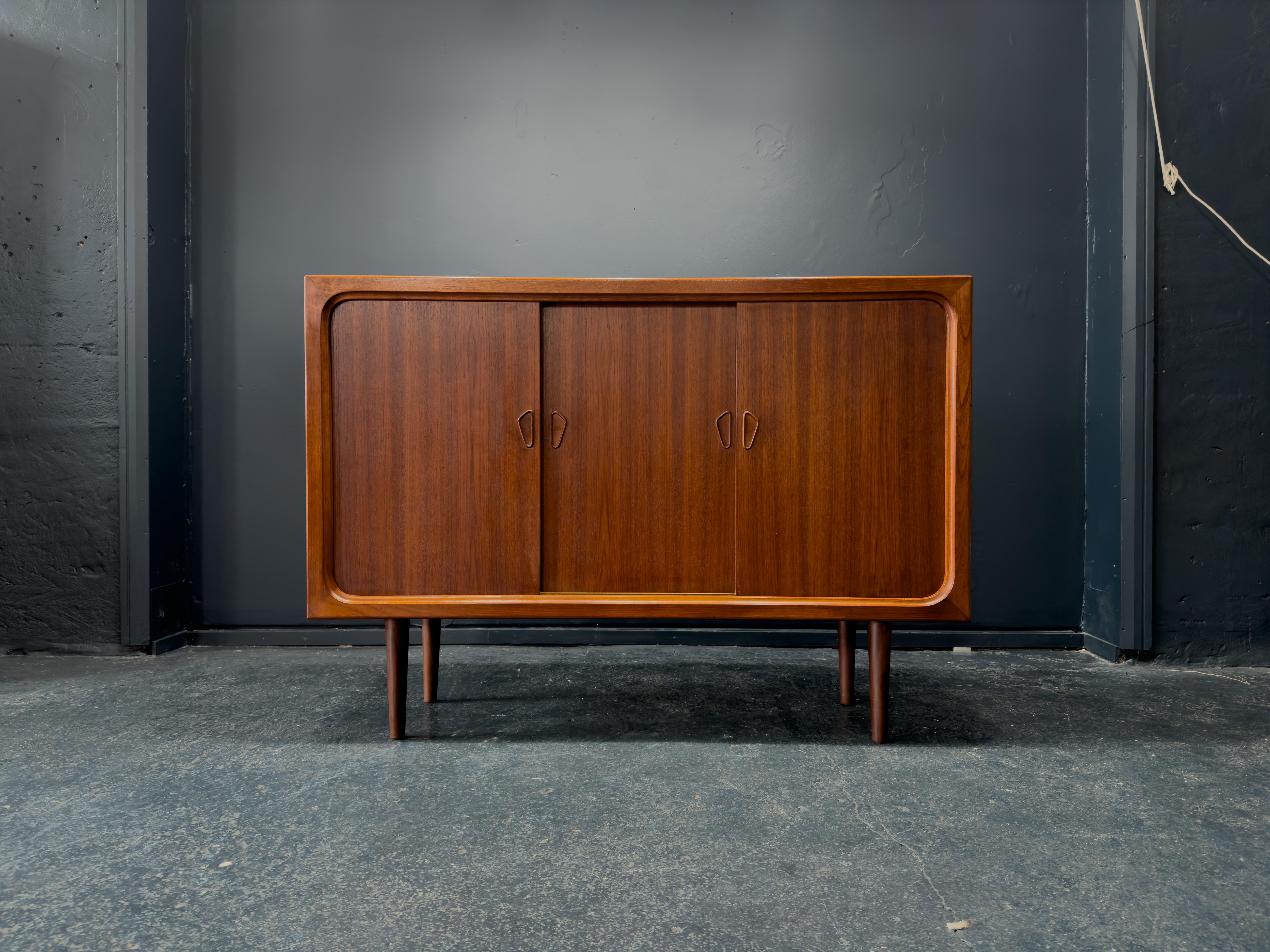 Mid-Century Modern Large Teak Sideboard For Sale