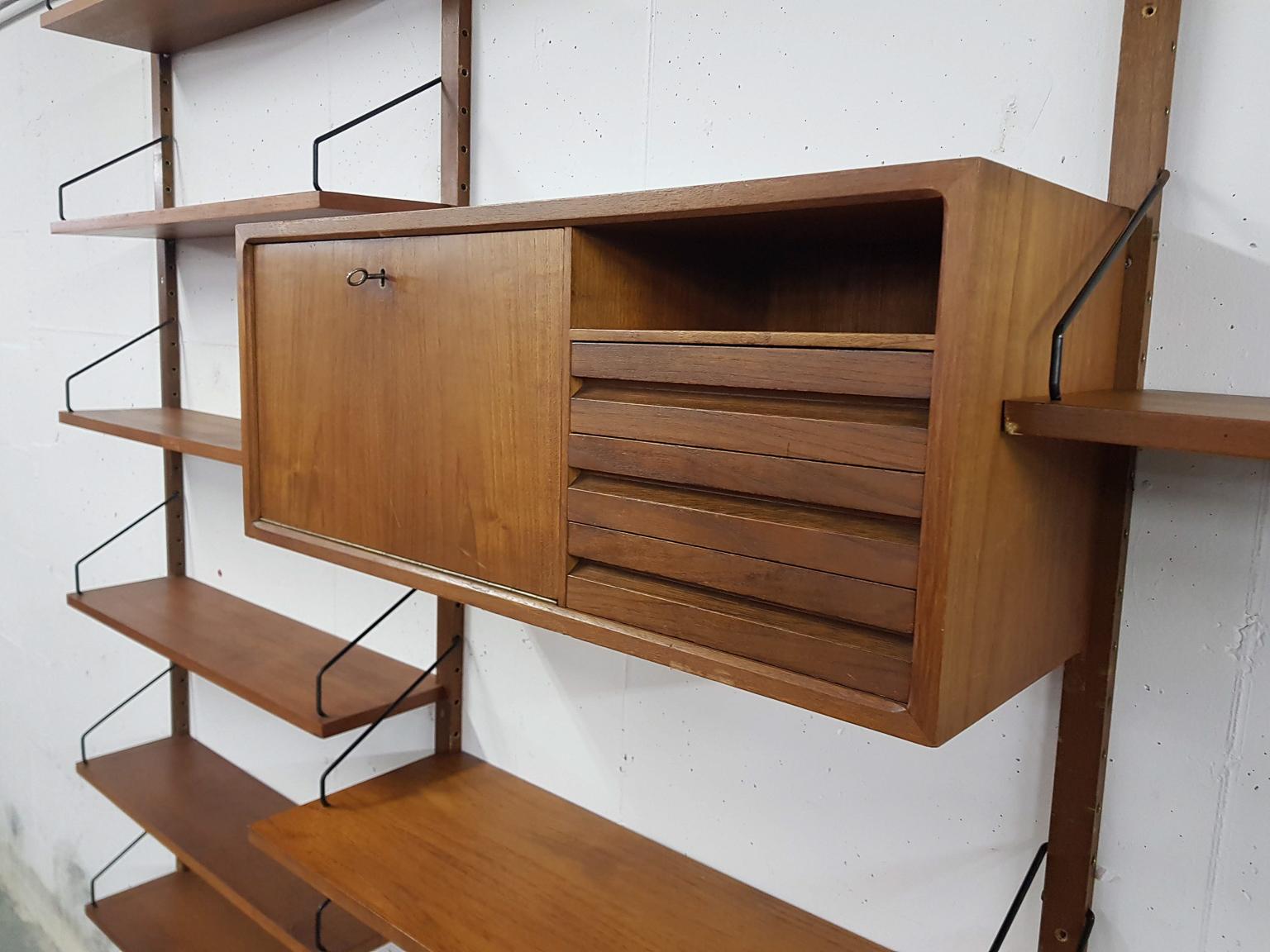 Large Teak Wall or Shelving Unit by Poul Cadovius for Royal System Denmark 1950s 2
