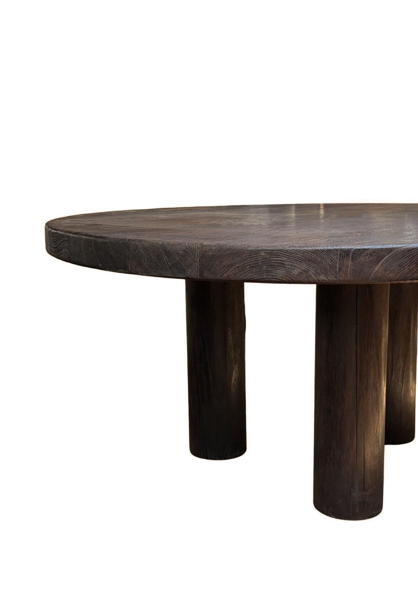 Legno massiccio Grande tavolo in legno di teak, splendida struttura in Wood Wood con finitura espresso, moderno e organico in vendita