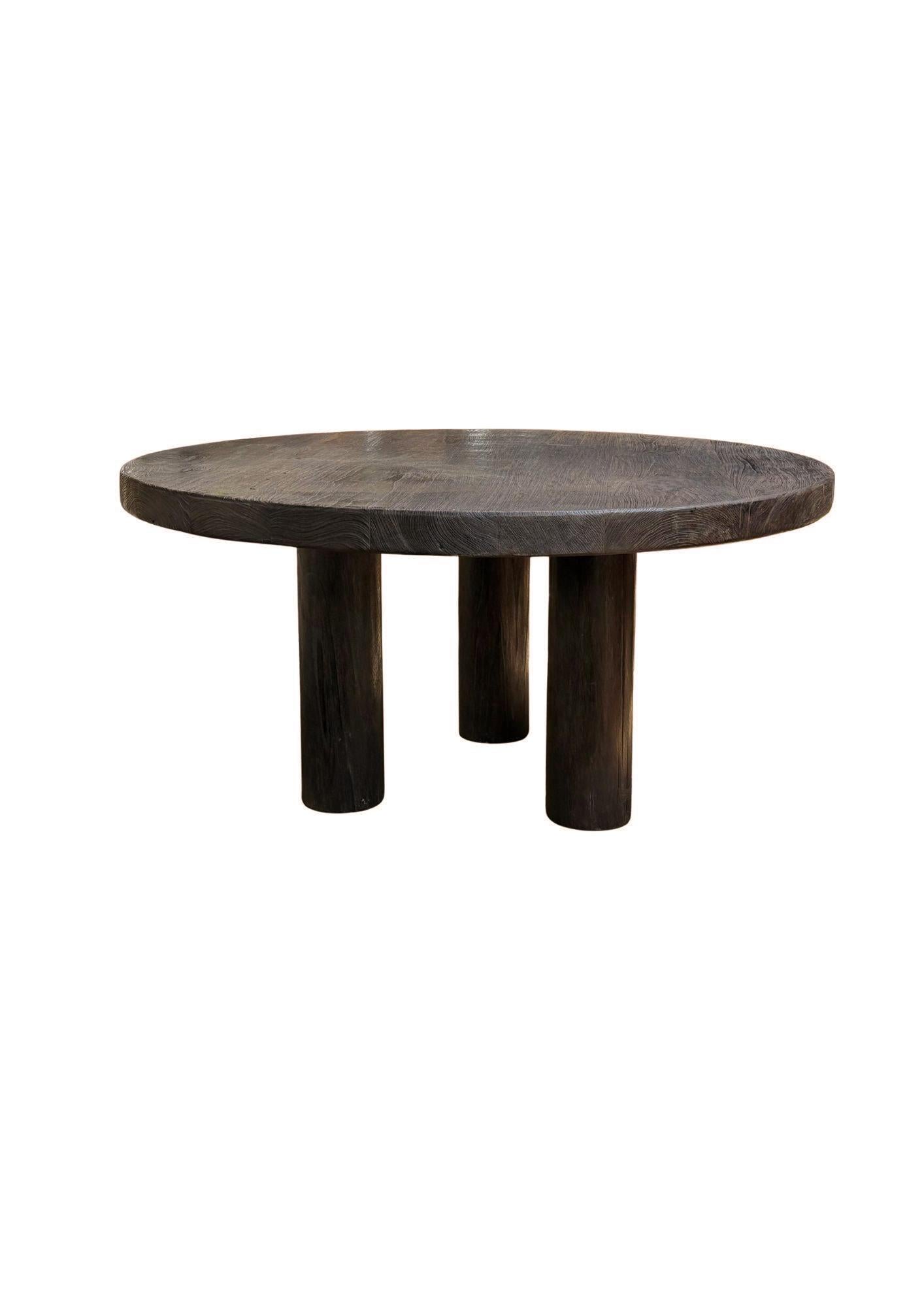 Grande tavolo in legno di teak, splendida struttura in Wood Wood con finitura espresso, moderno e organico in vendita 1
