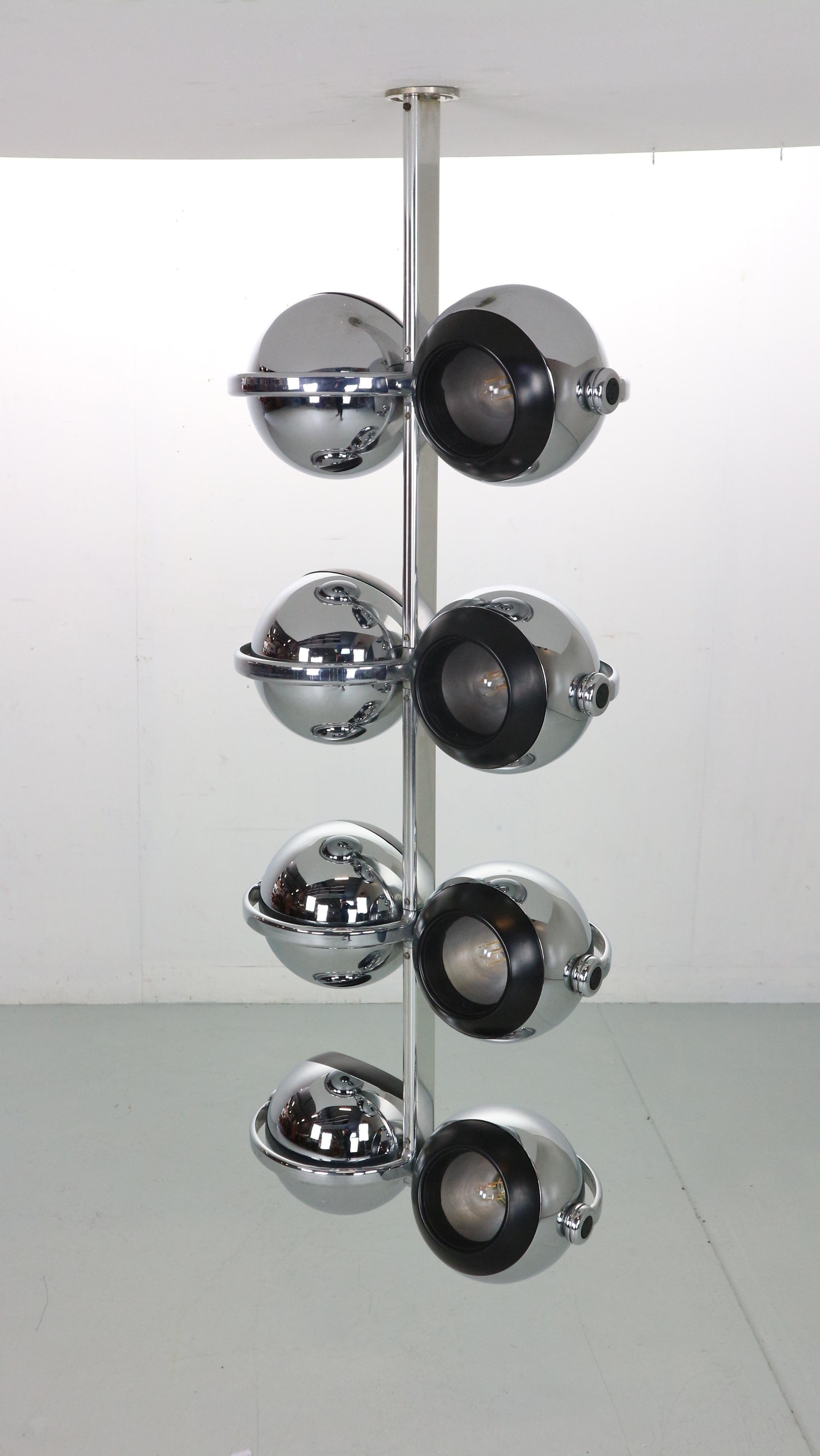 Late 20th Century Large Terence Conran Space Age German Steel Chandelier for Erco, 1970s