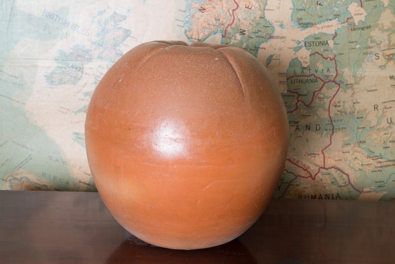 Large Terra Cotta Peach In Excellent Condition For Sale In Stamford, CT
