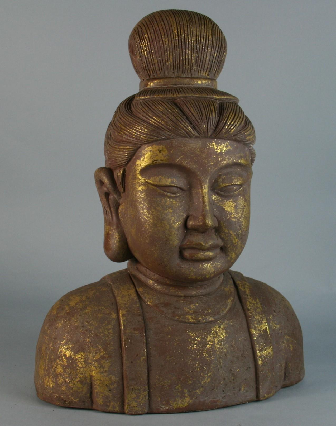 Large Terracotta Garden Buddha In Good Condition For Sale In Douglas Manor, NY
