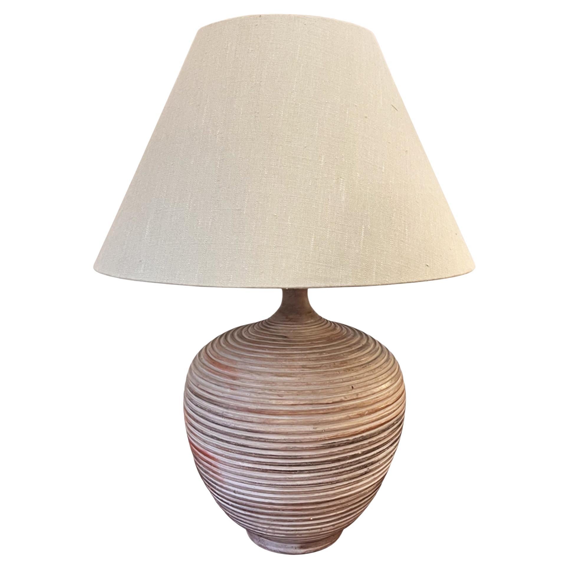 Grande lampe en terre cuite, France 1970