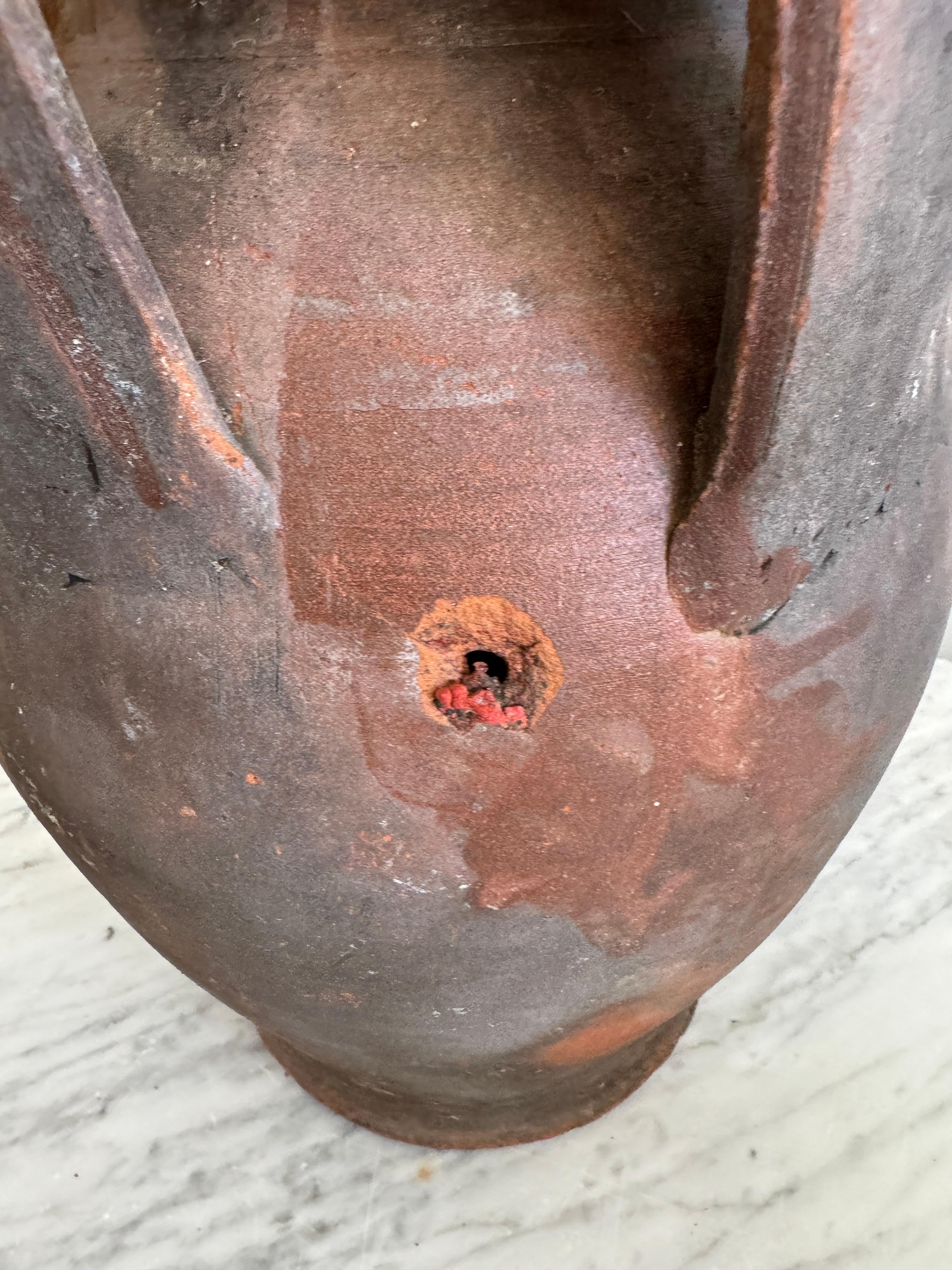 Fino al XVIII secolo Vaso Pignata grande in terracotta con mezza glassa in vendita