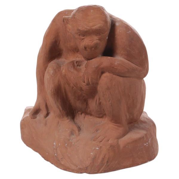 Großer sitzender Affe aus Terrakotta