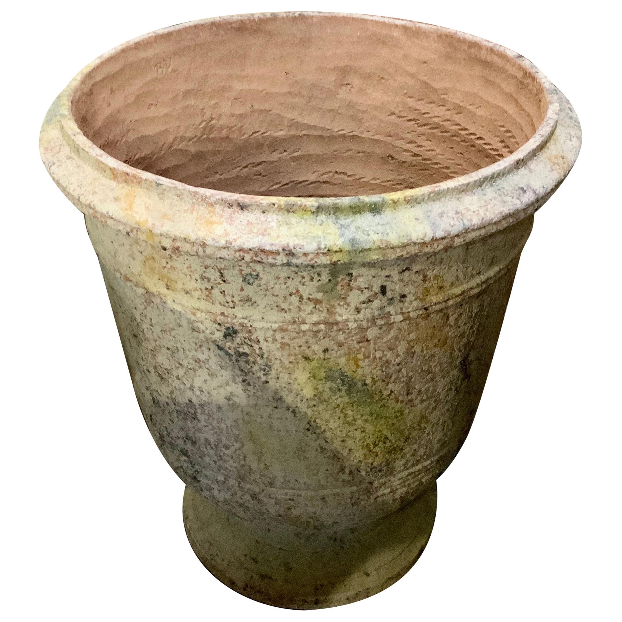 Handmade Terracotta Urn from Provence For Sale