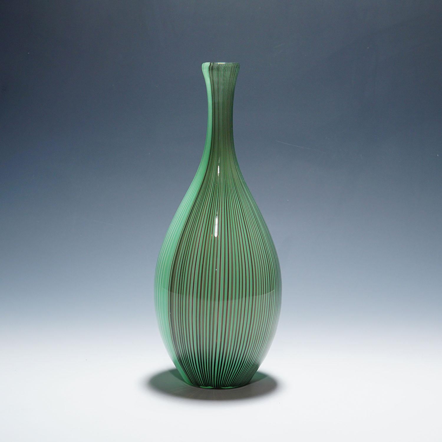 Italiano Vaso grande in tessuto di Carlo Scarpa per Venini Murano in vendita