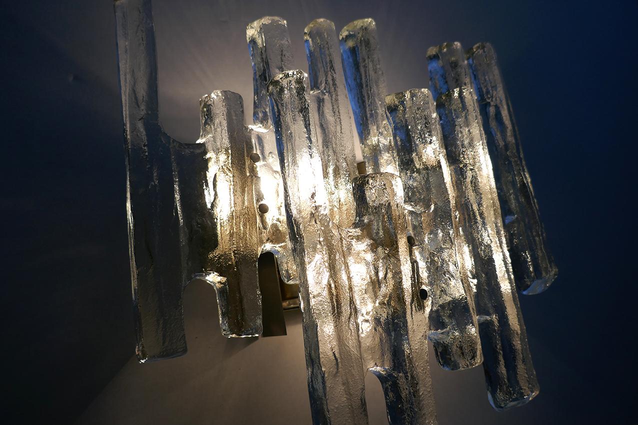 Large Textured Ice Glass Wall Light Sconce by Kalmar, Austria, 1960s (Österreichisch)