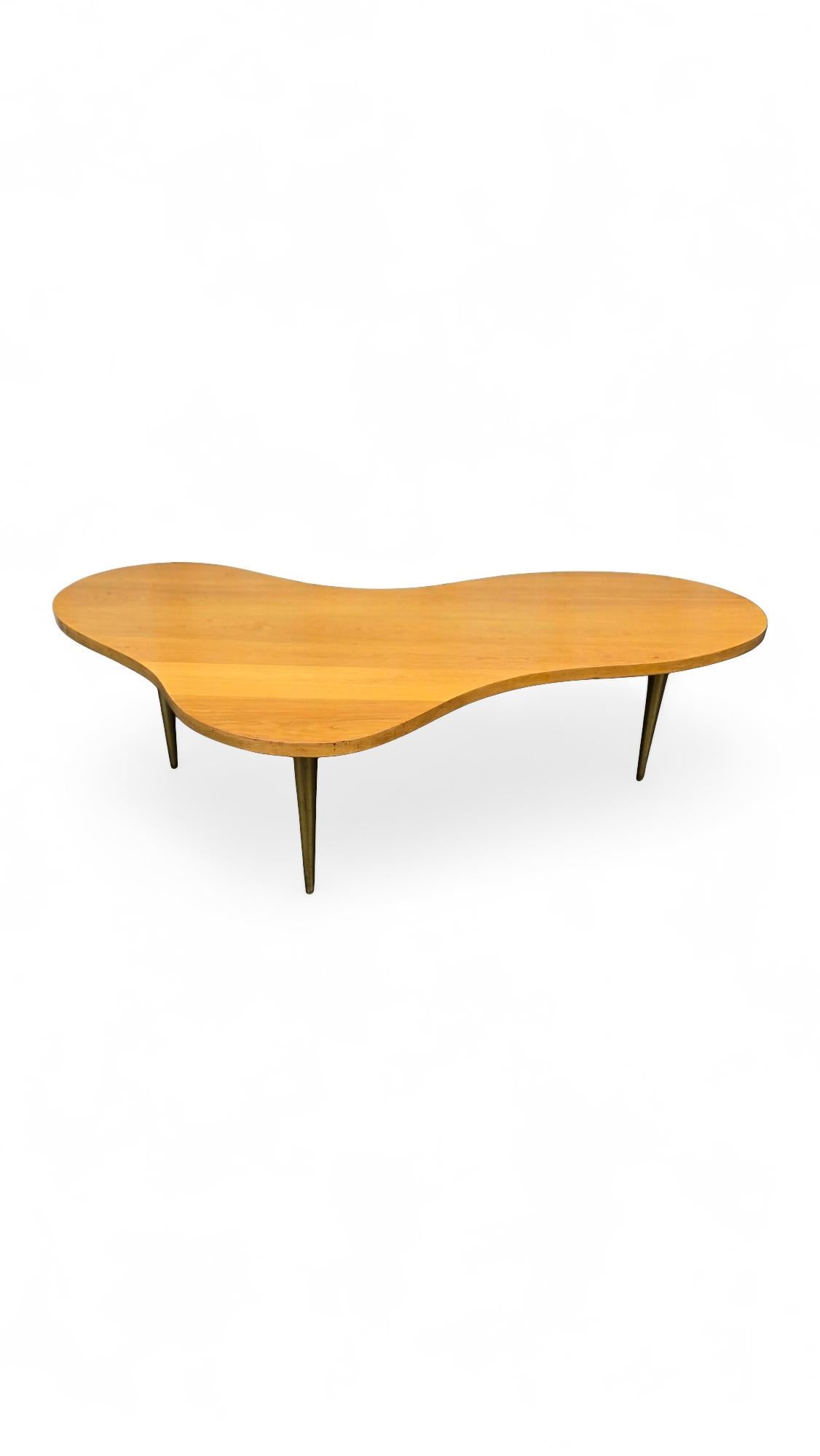 Bois Grandes AT&T. Table basse Freeform de Robsjohn-Gibbings pour Widdicomb en vente