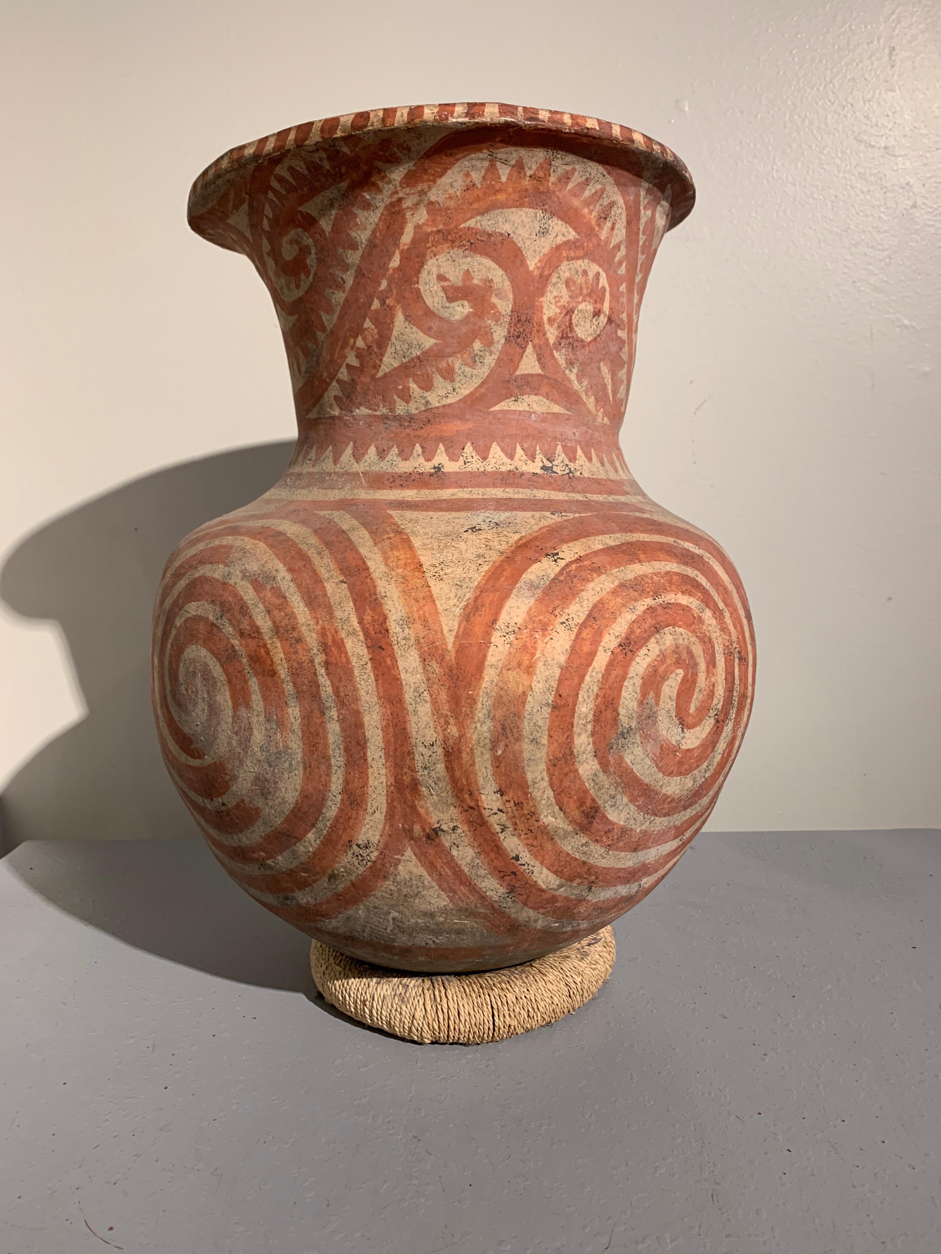 Grand vase en poterie thaïlandaise peinte Ban Chiang, fin de la période, vers 300 avant J.-C. Bon état - En vente à Austin, TX