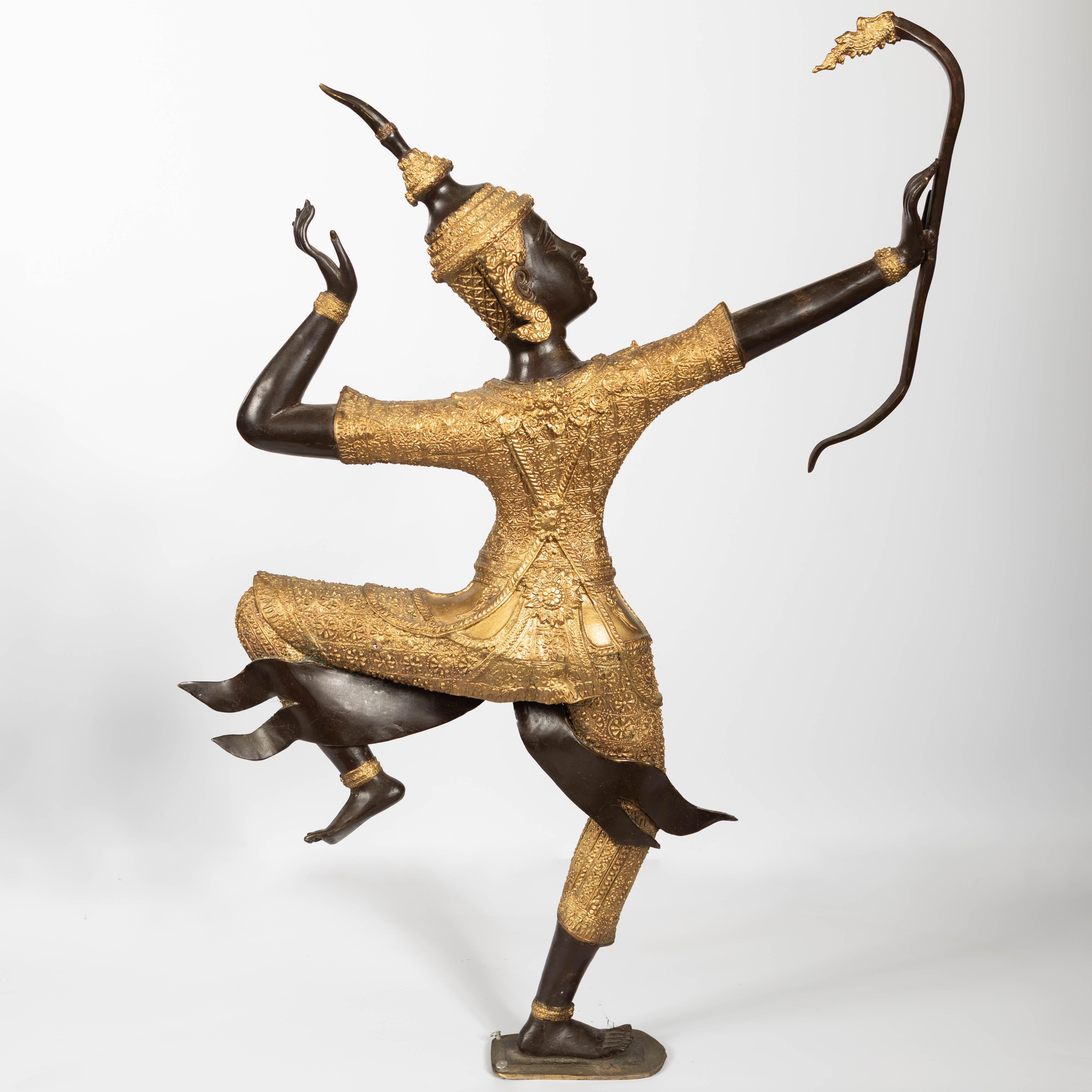 Große thailändische vergoldete und patinierte Bronzeskulptur des Prinzen Rama (Chinesisch) im Angebot