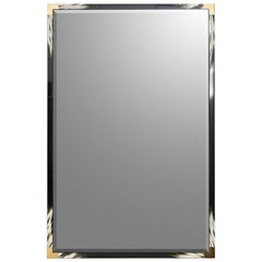Grand miroir en fausse corne de Theodore et Alexander avec accents en laiton