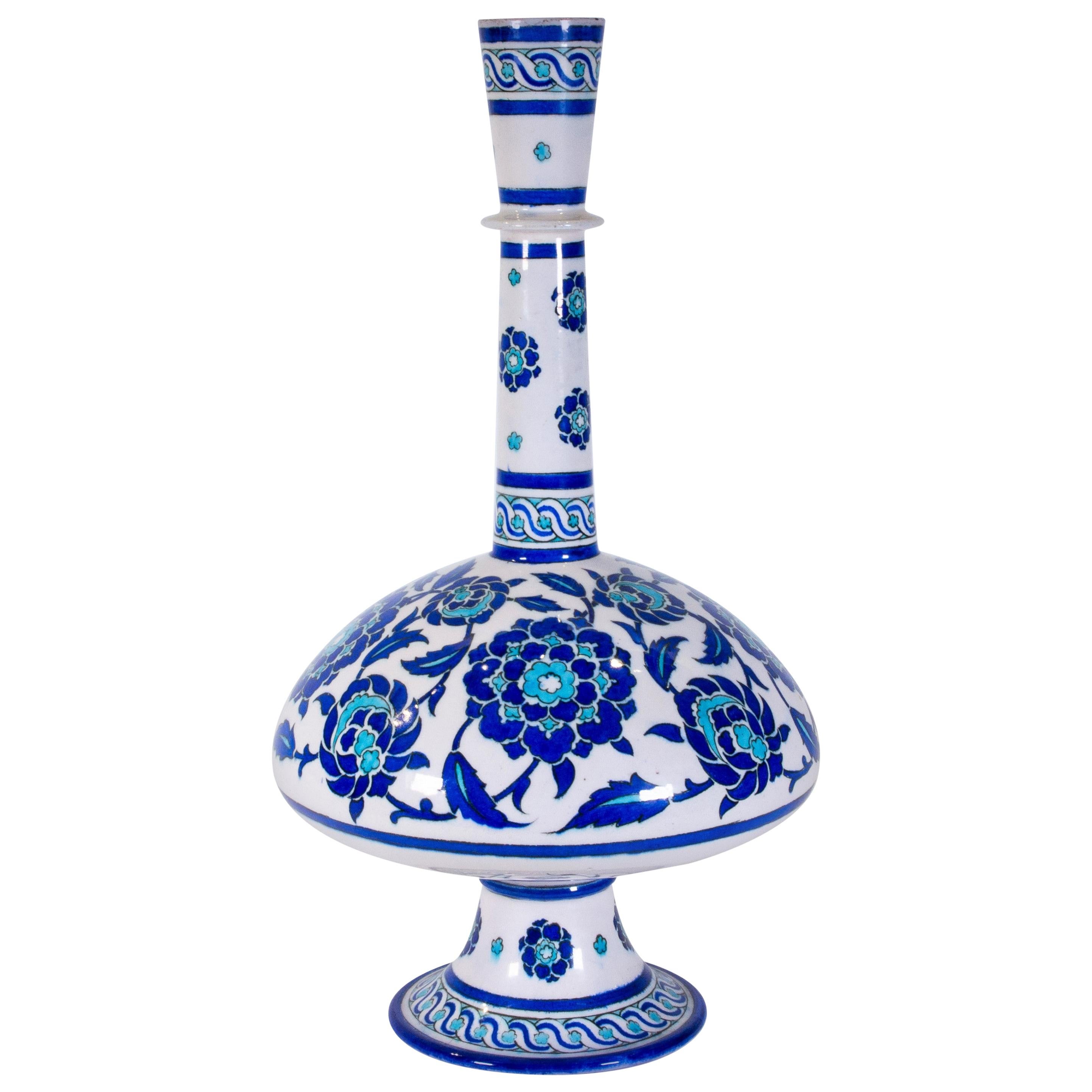 Grand vase en forme de bouteille en faïence de Theodore Deck dans le goût islamique/Iznik