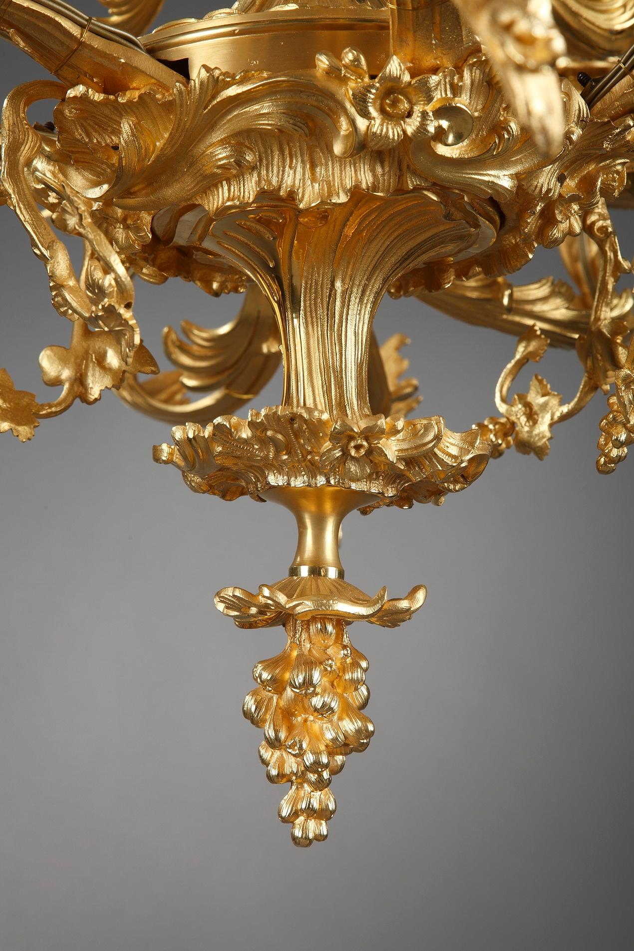 Large Thirty Light Louis XV Style Chandelier 11