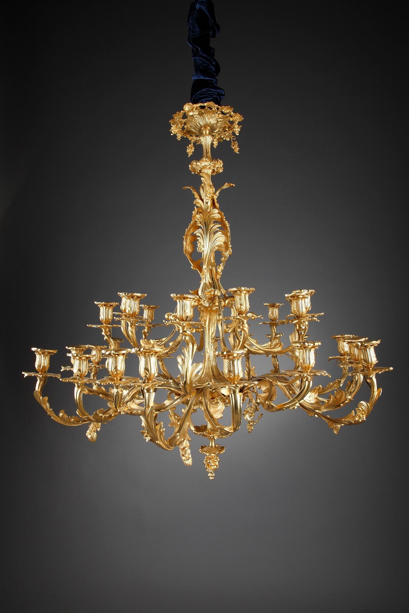 Large Thirty Light Louis XV Style Chandelier 13