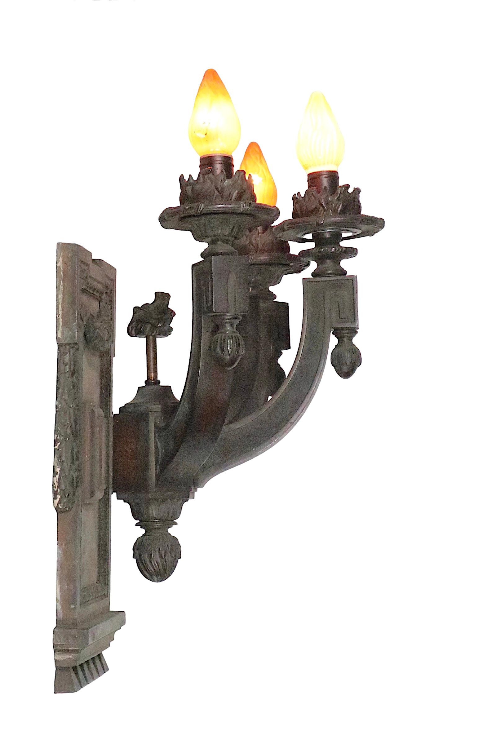 Large Three Arm Neoclassical Cast Brass or Bronze Wall Sconce, circa 1920/1930s For Sale 11