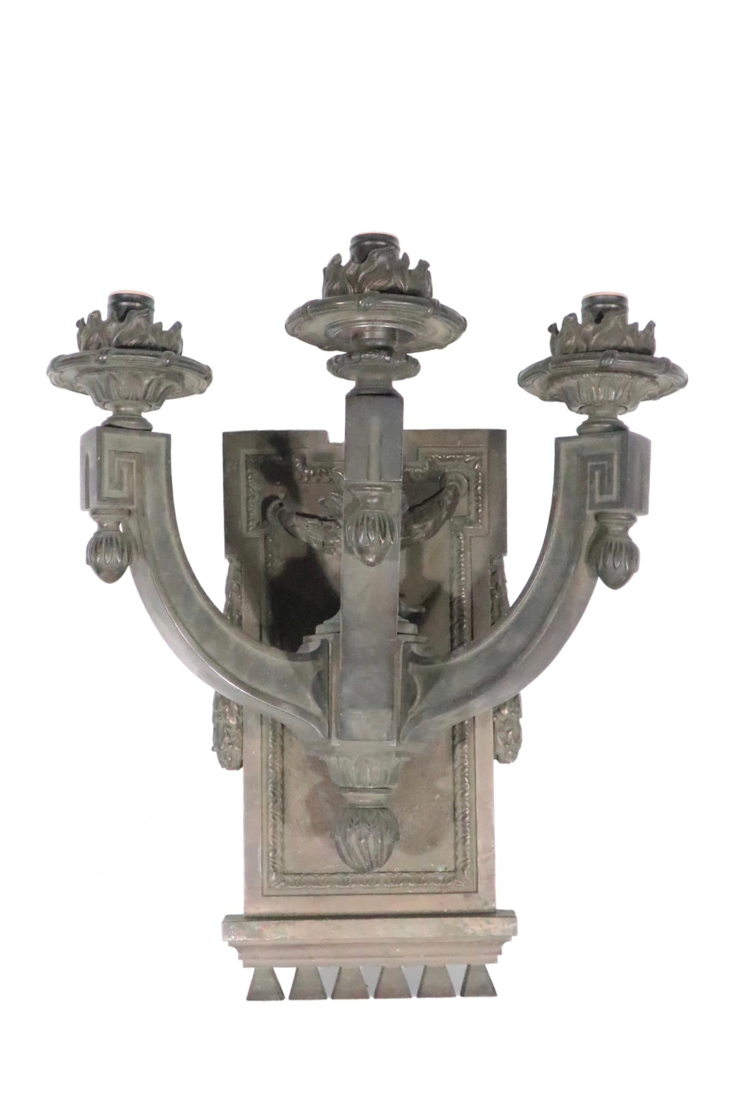 Large Three Arm Neoclassical Cast Brass or Bronze Wall Sconce, circa 1920/1930s For Sale 3