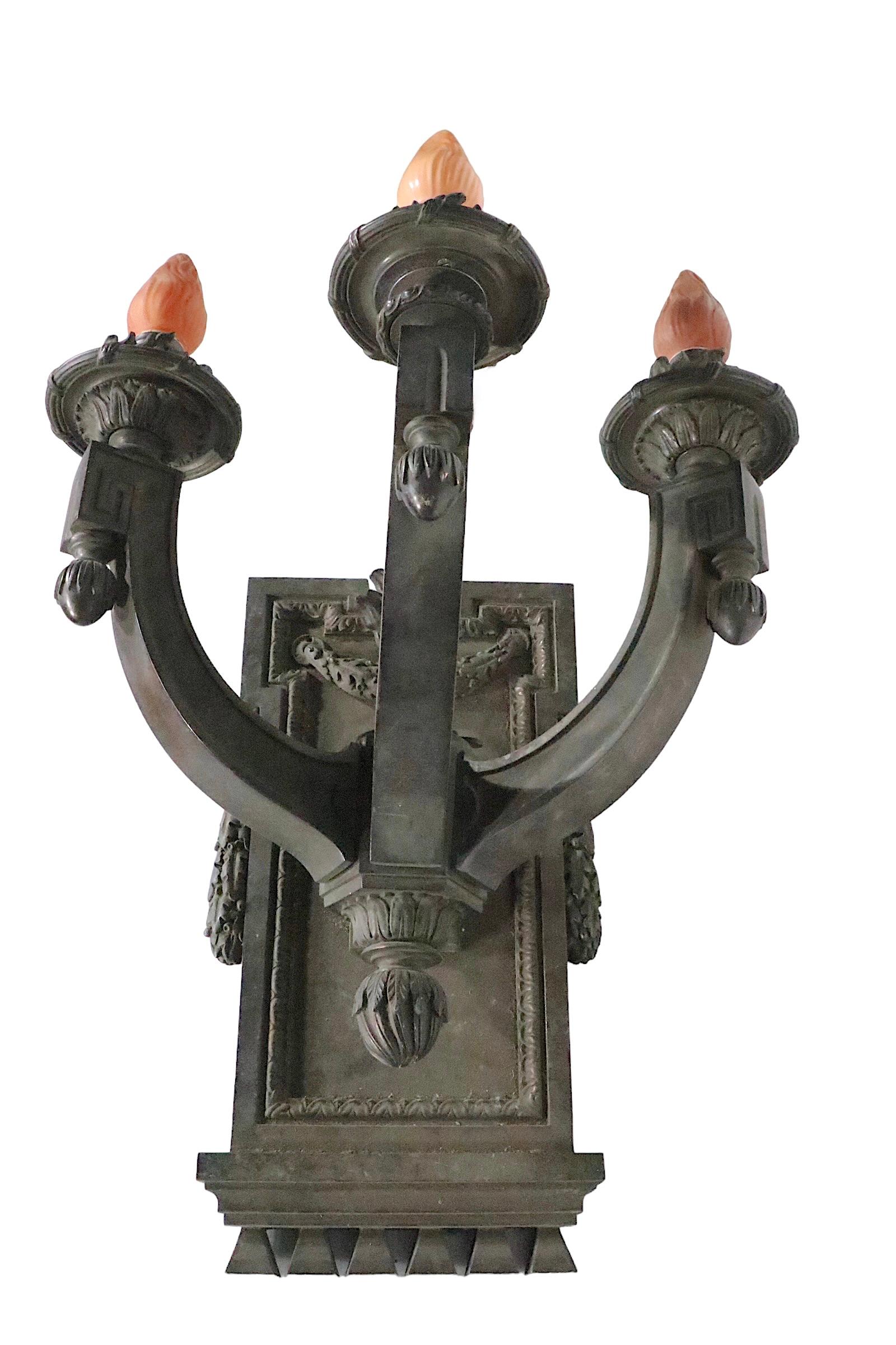 Large Three Arm Neoclassical Cast Brass or Bronze Wall Sconce, circa 1920/1930s For Sale 4