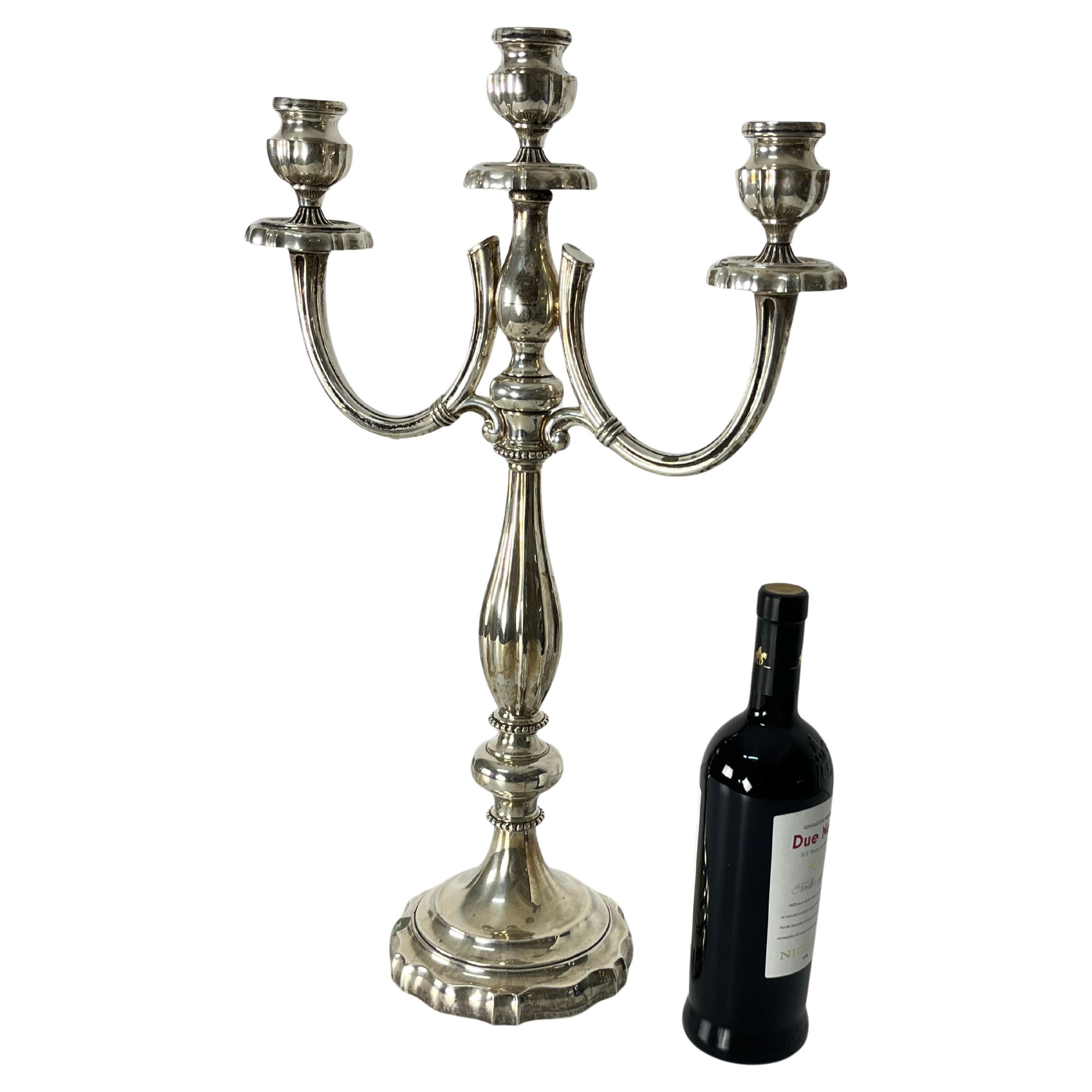 Grande candelabro a tre luci in argento 800, altezza 60 cm, anni '60 in vendita