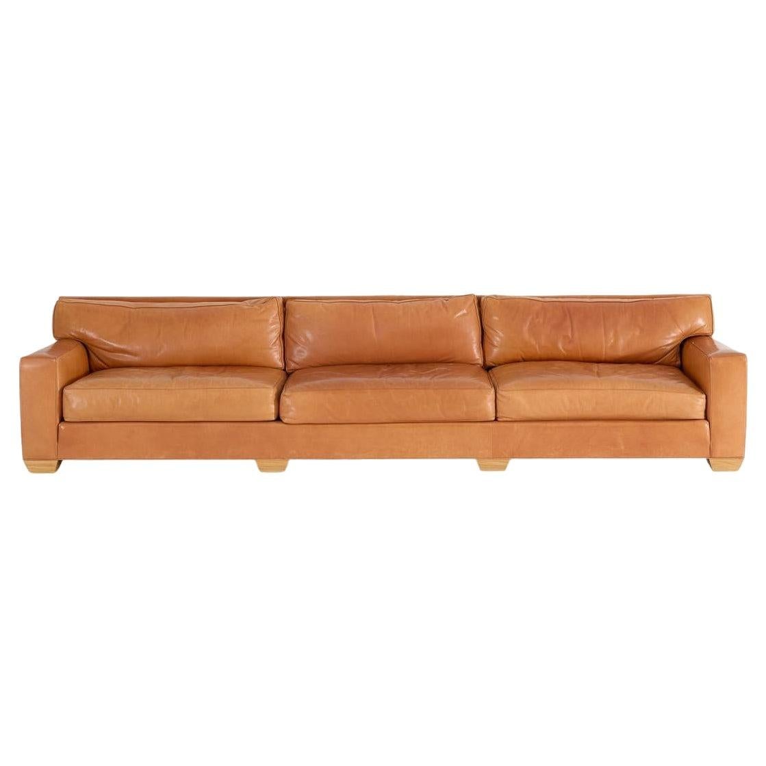 Sofá grande de tres plazas y dos sillones de la colección de Thierry Despont en venta