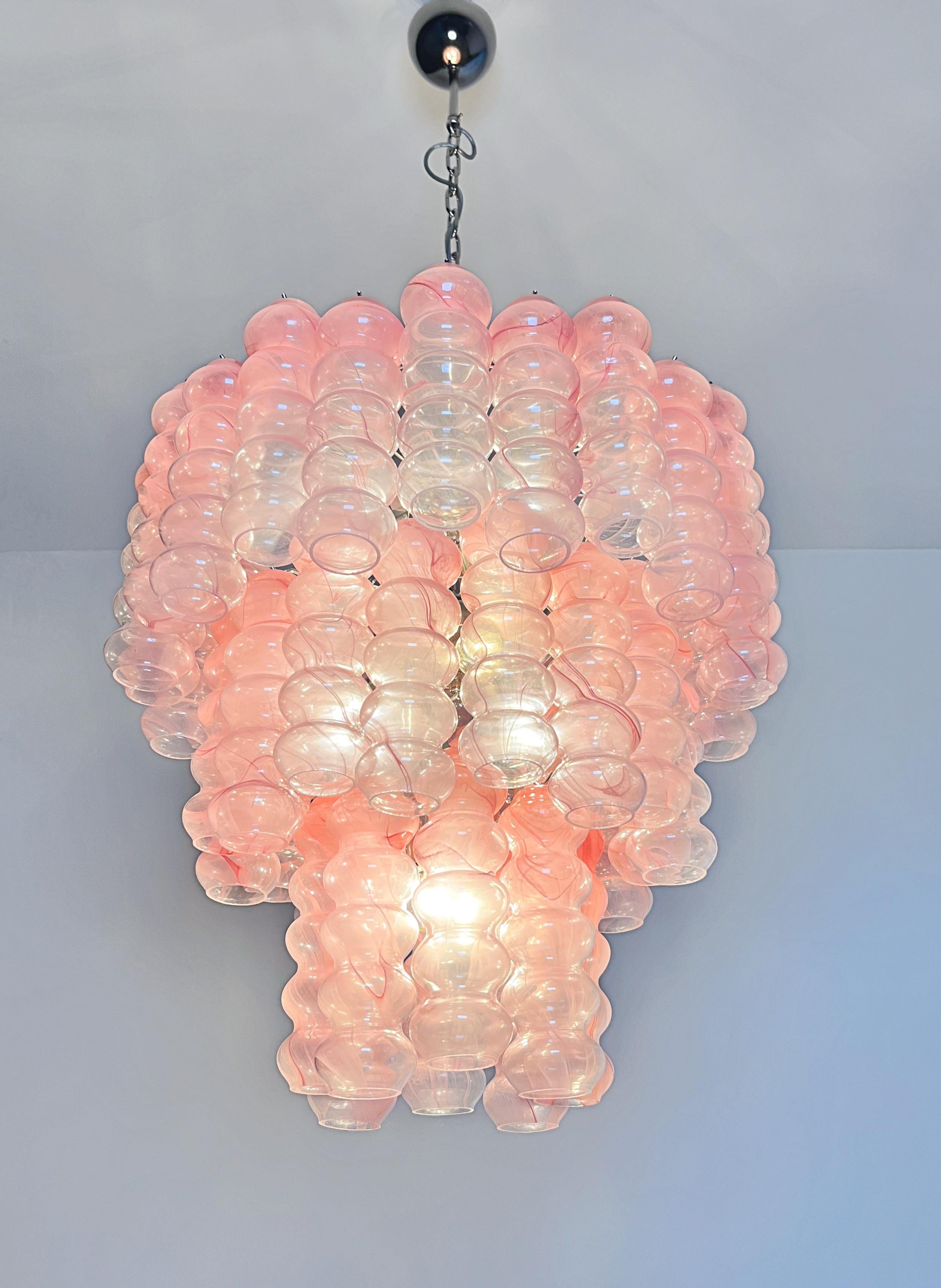 Großer dreistöckiger Murano Glasröhren-Kronleuchter - rosa Albaster im Angebot 10